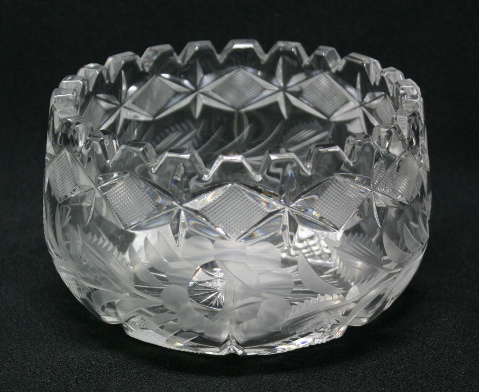 Vintage Lausitzer 24% Lead Crystal Bowl Etched Flower & Geometric Dimond Cut