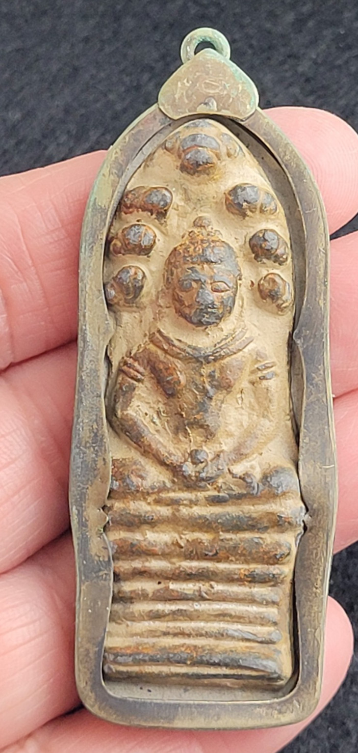 Thai Buddhist Amulet Pendant READ