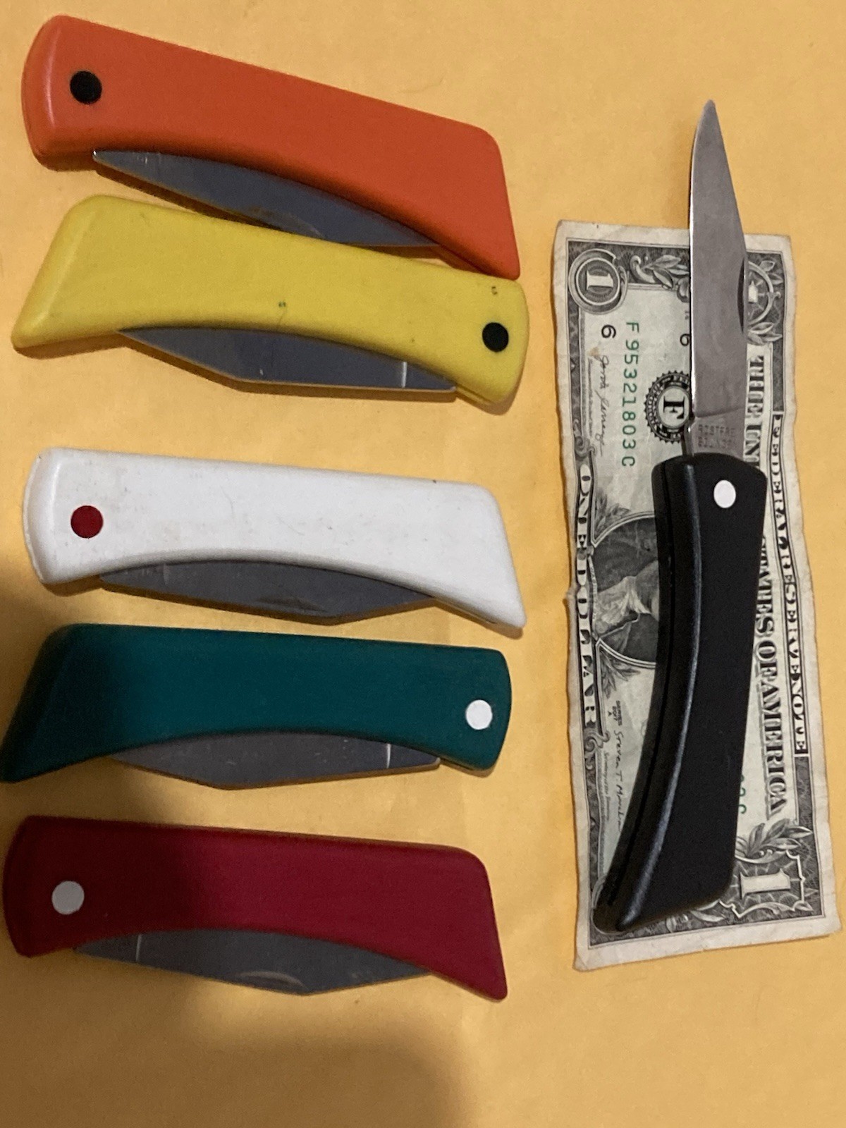 Soligen Six Knives Folding Rostfrei New Old Stock Lightweight Handles Carry Hunt