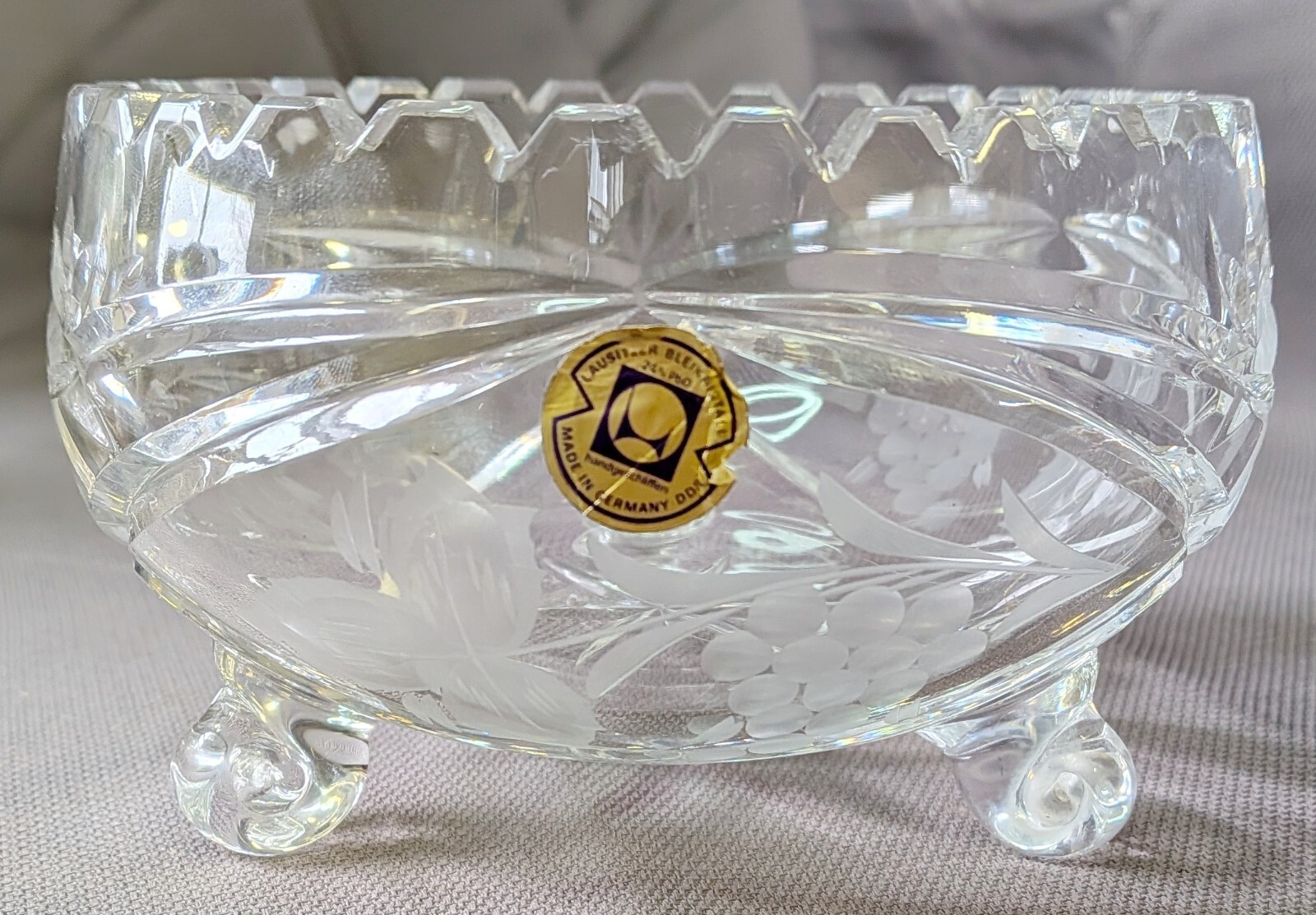Vintage Lausitzer Bleikristall 24% Lead Crystal 3-Toe Footed Bowl GDR Germany 6\