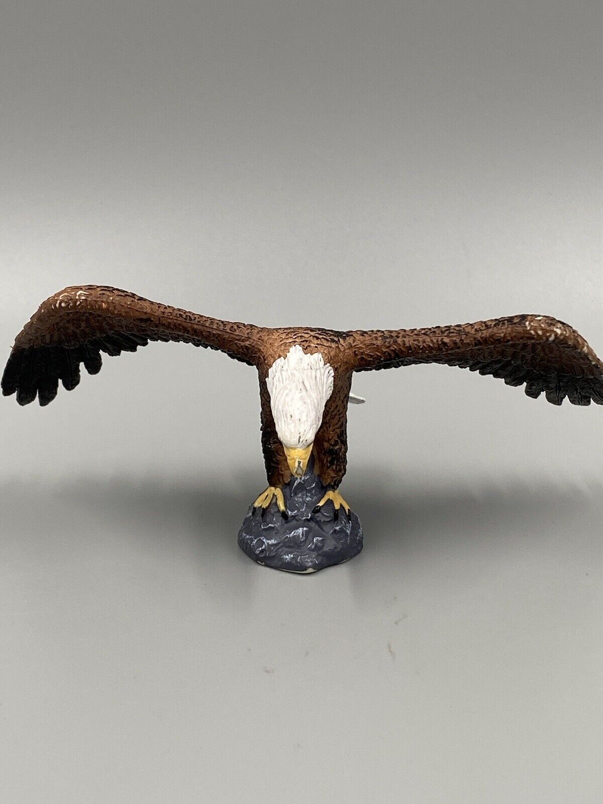 Mojo American Bald Eagle Figure Toy Figurine Bird Animal 2011