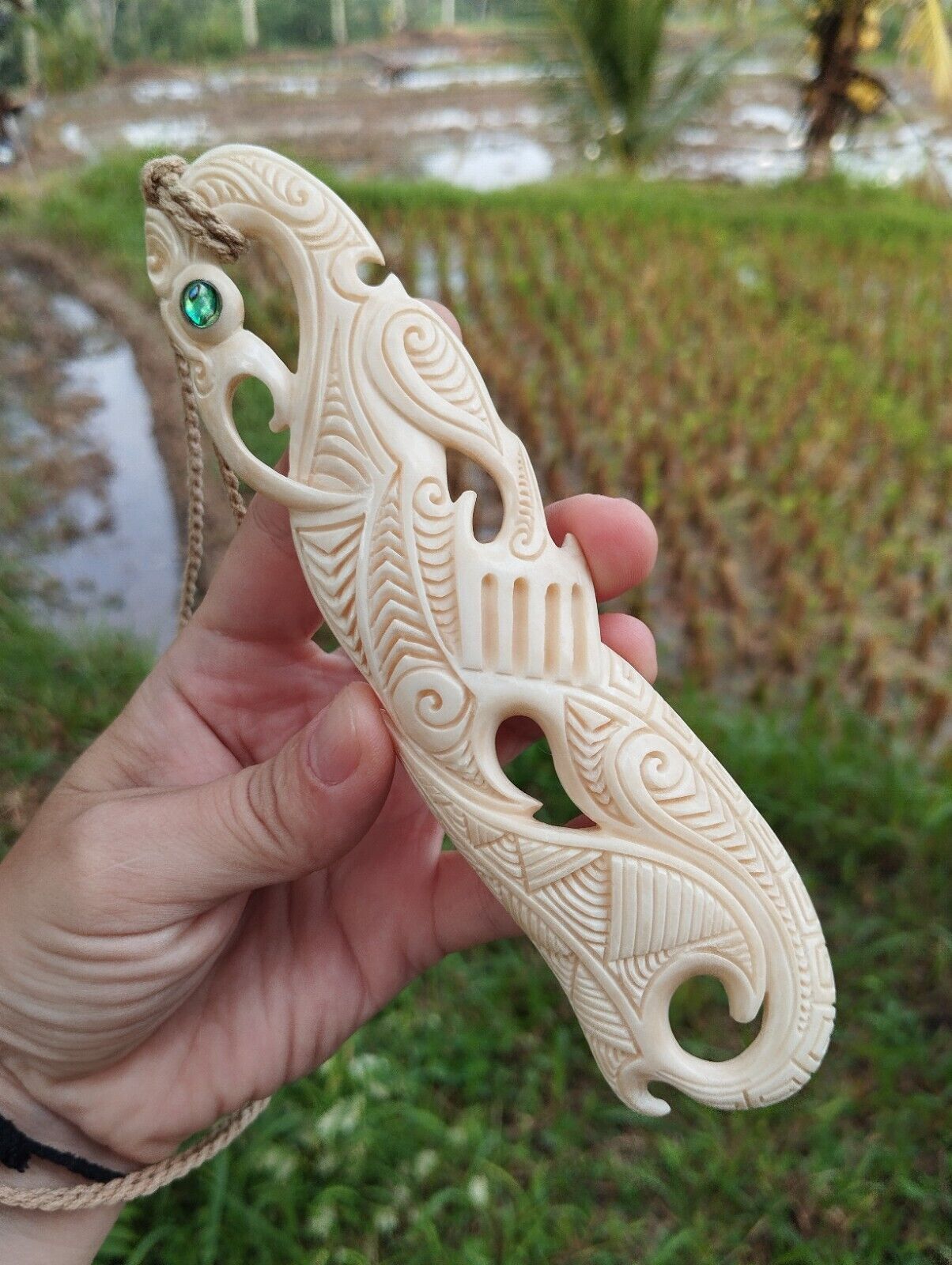 Maori Super Huge Pendant Manaia Hand Carved Bone Abalone New Zealand 