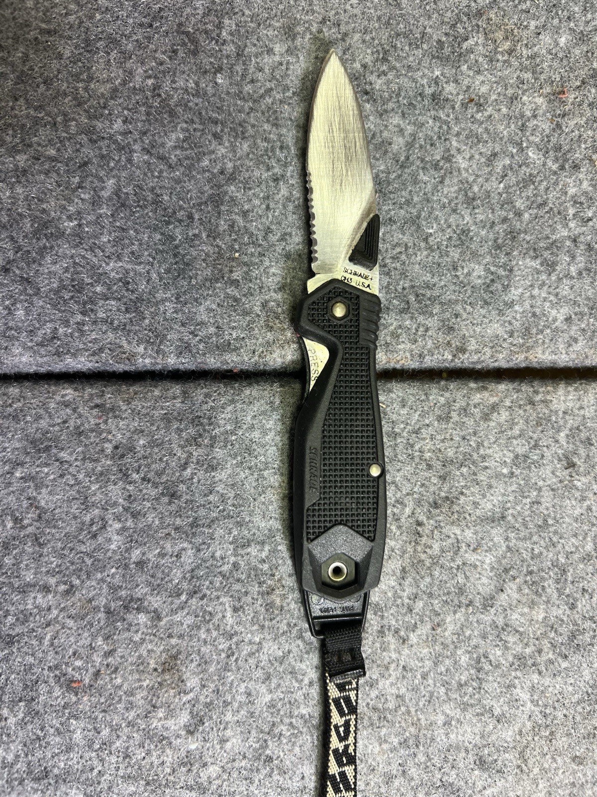 Vintage Schrade CH3 ClipHanger Pocket Knife Serrated Blade USA w/ Lanyard Clip