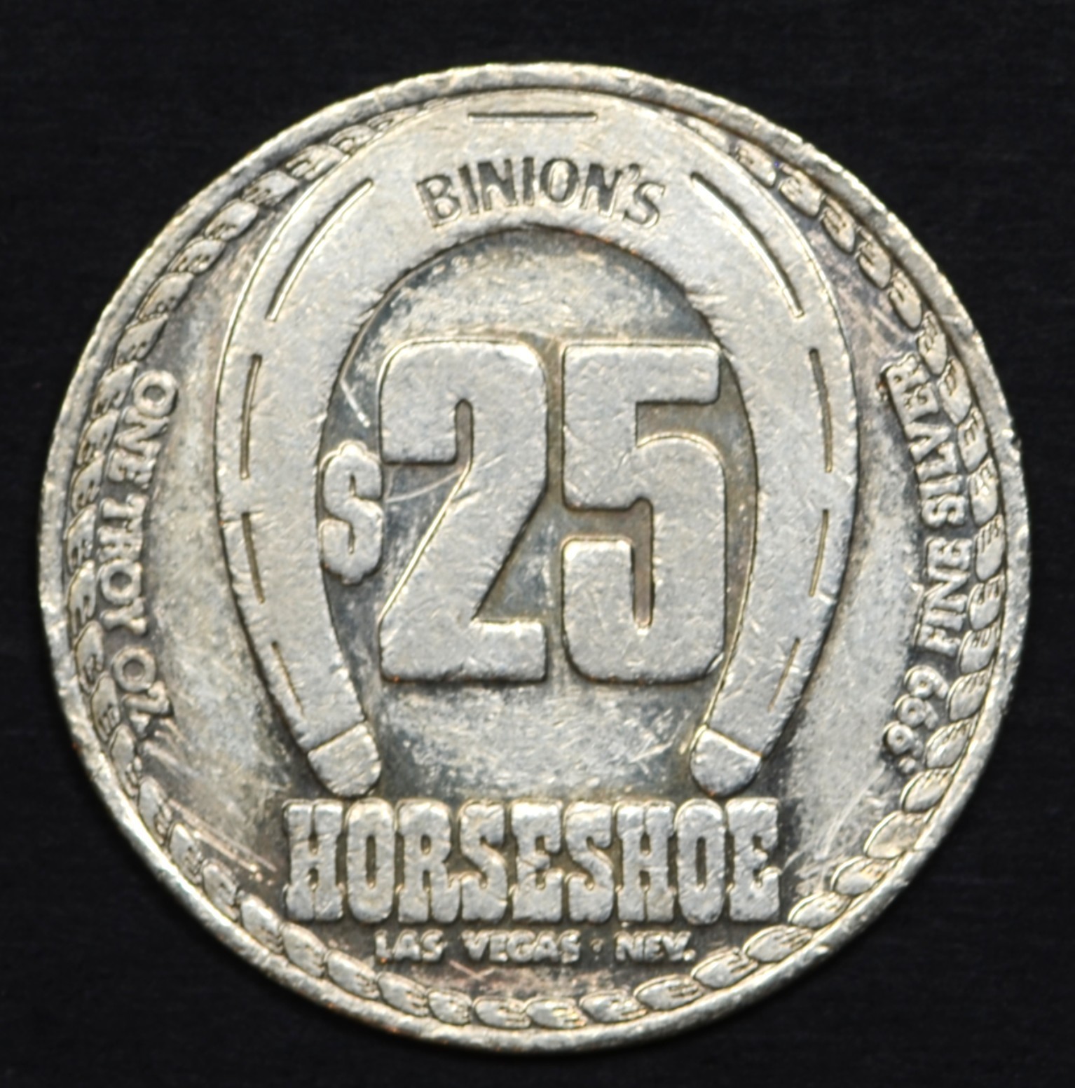 $25 SILVER VINTAGE SLOT TOKEN FROM BINION\'S HORSESHOE CASINO LAS VEGAS NV
