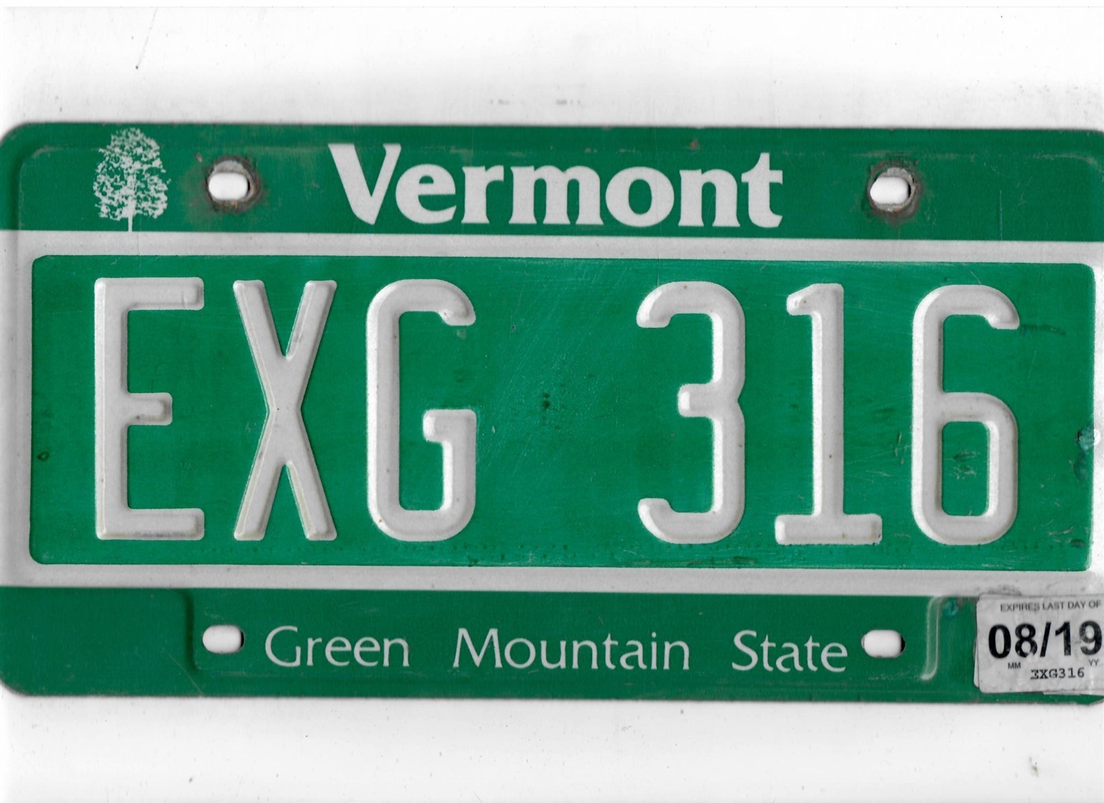 VERMONT passenger 2019 license plate \