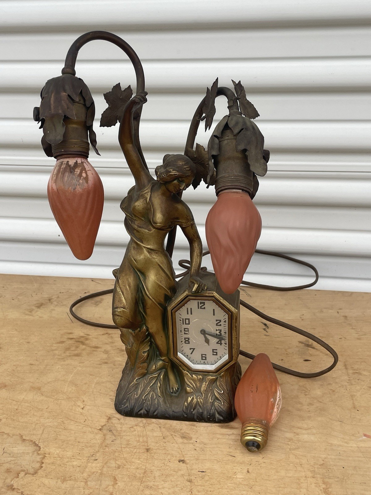 Antique Schadow & Son Art Nouveau Lamp & Clock Works Great Beautiful