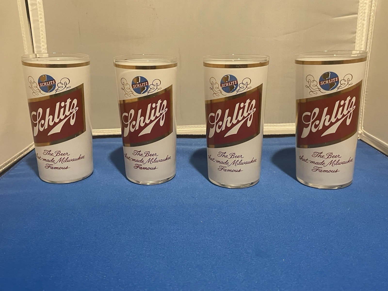 Vintage SCHLITZ \