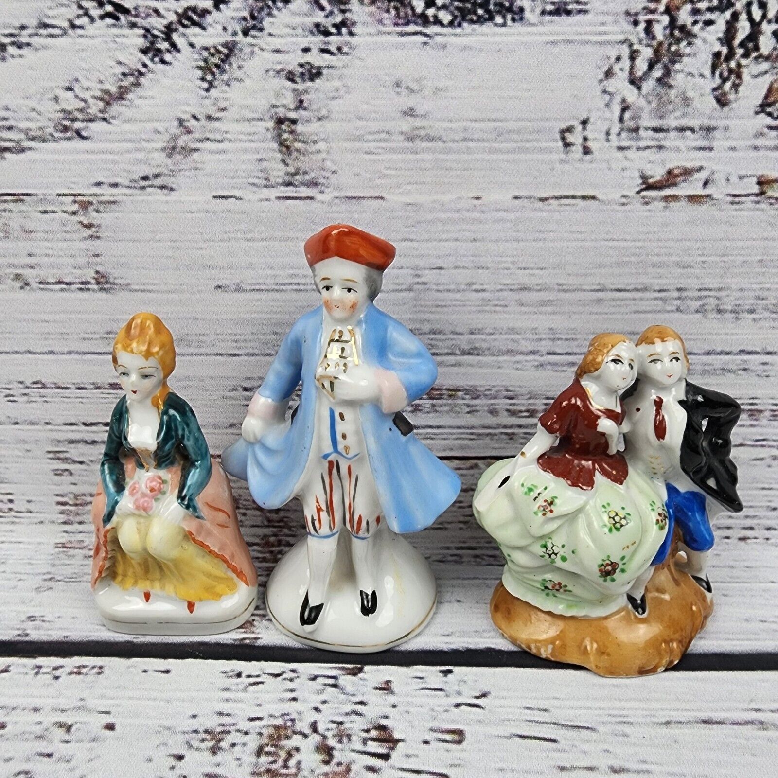 Vintage Made in Occupied Japan Porcelain Courting  Dancing Couple Figurines 3pc