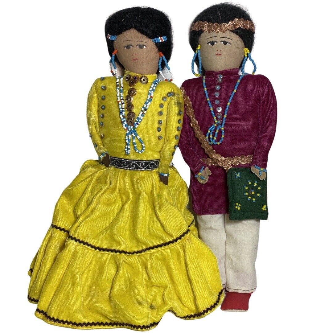 1940’s Hand Made Navajo Doll Couple in Native Dress