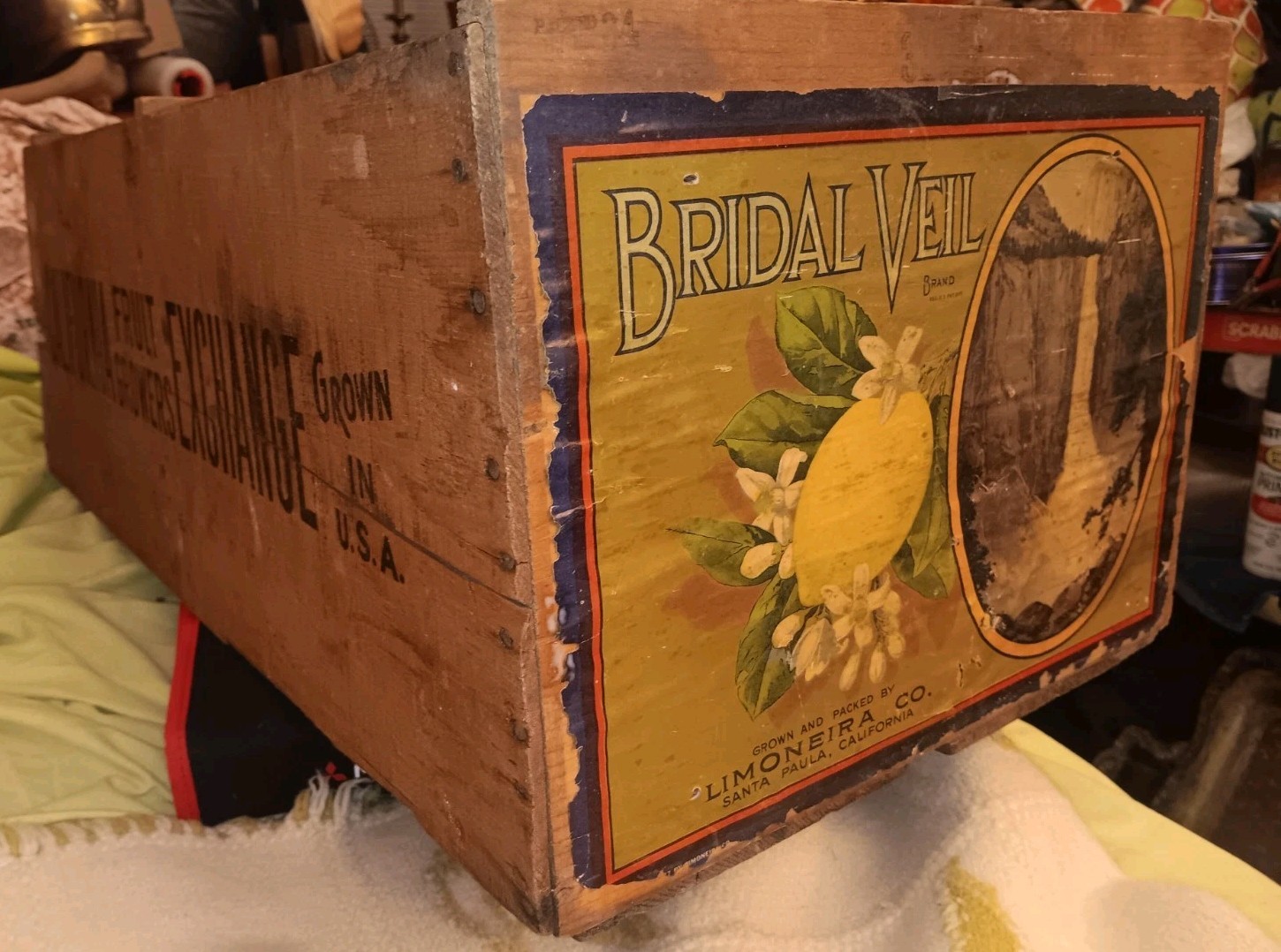 CALIFORNIA FRUIT GROWERS EXCHANGE FRUIT CRATE BRIDAL VEIL LEMONEIRA LITHO LABEL