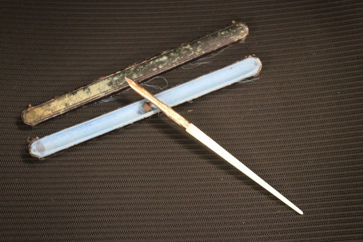 Antique Aikin Lambert & Co Mother Of Pearl Fountain Desk Pen NO. 4 (MIF001575)