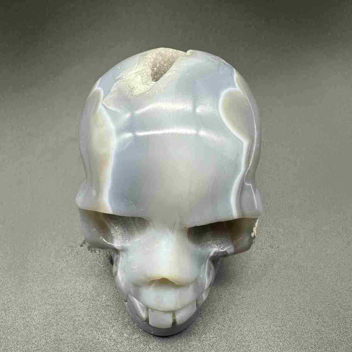 430g Natural Agate Geode Quartz Hand Carved Skull Crystal Reiki Healing Decor 