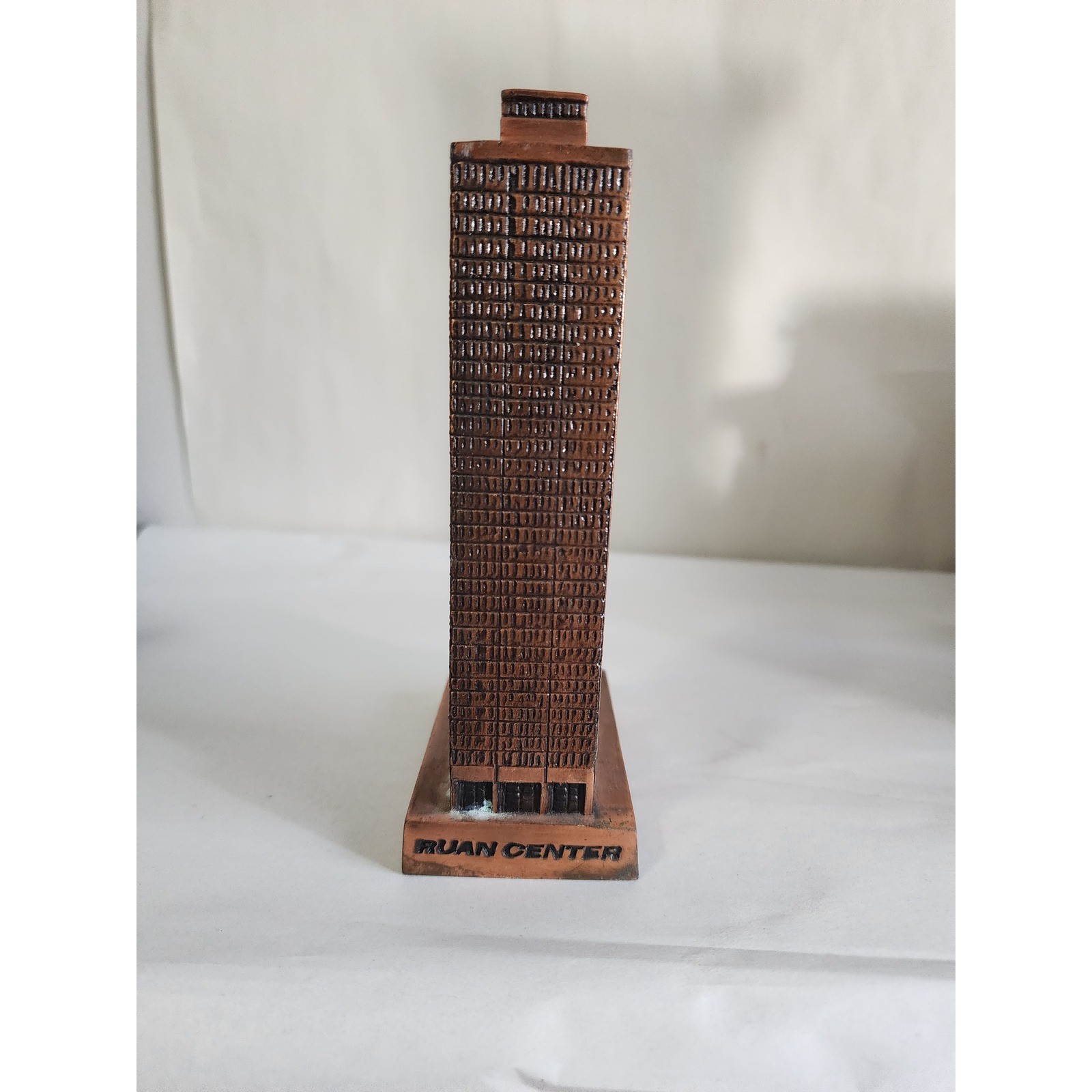 Vintage Ruan Center Bankers Trust Building Metal Skyscraper Coin Bank Des Moines Vintage Ruan Center Bankers Trust Building Metal Skyscraper Coin Bank Des Moines