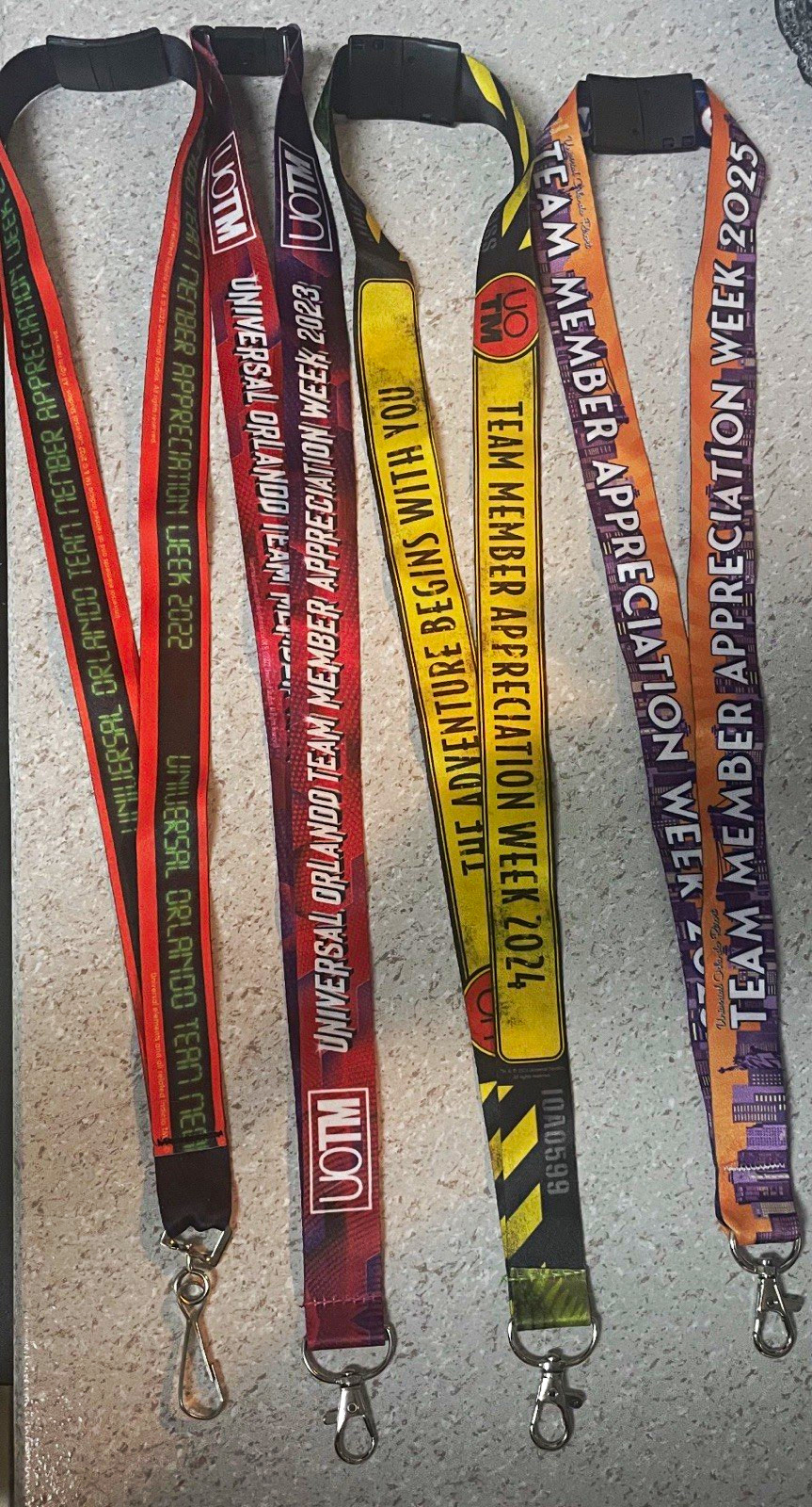Universal Orlando Team Member Appreciation Week Lanyard Lot 2022-25 ET Jurassic