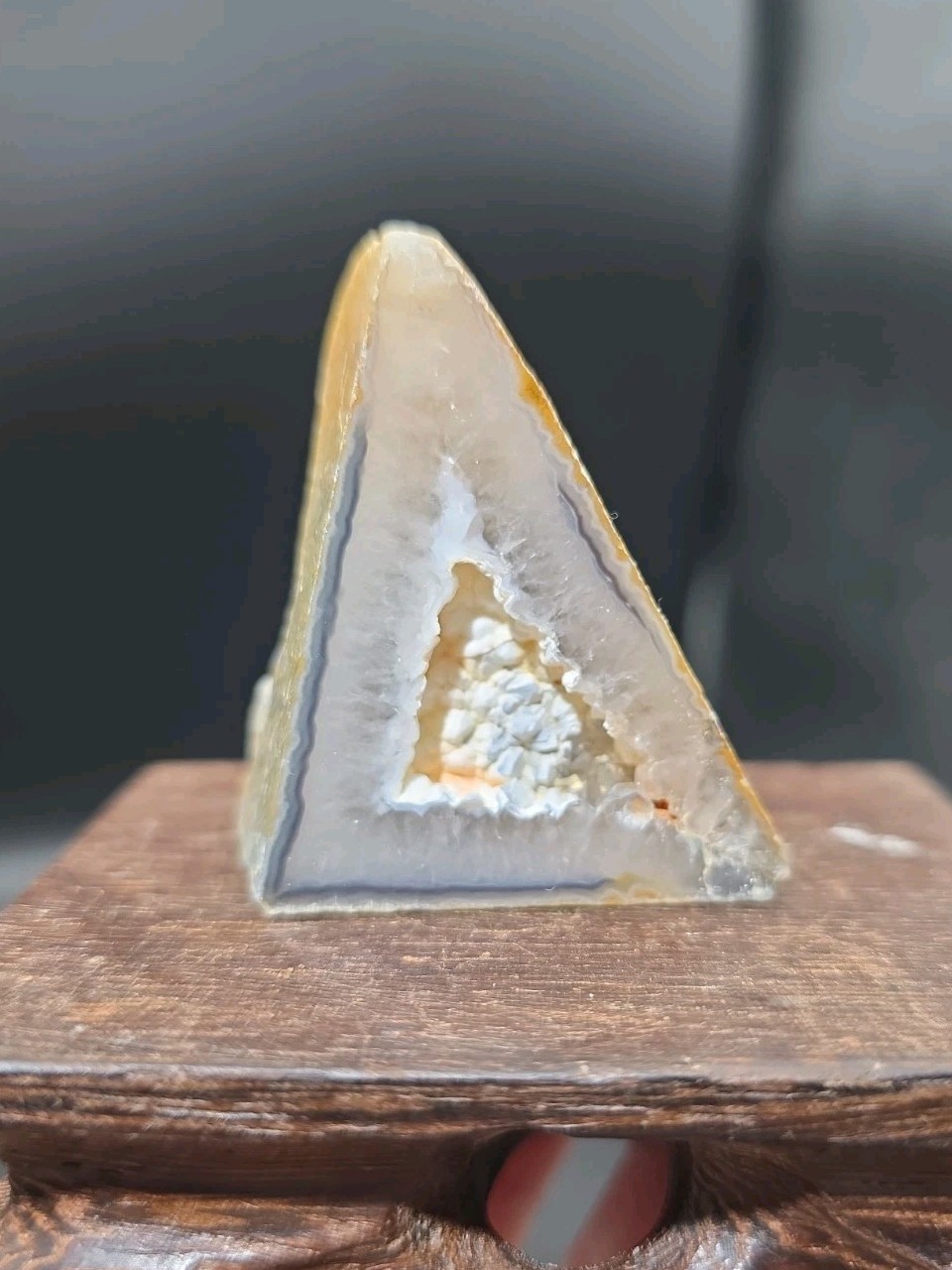 Rare Polyhedral Polyhedroid Agate Fluorescent Brazil Polished 