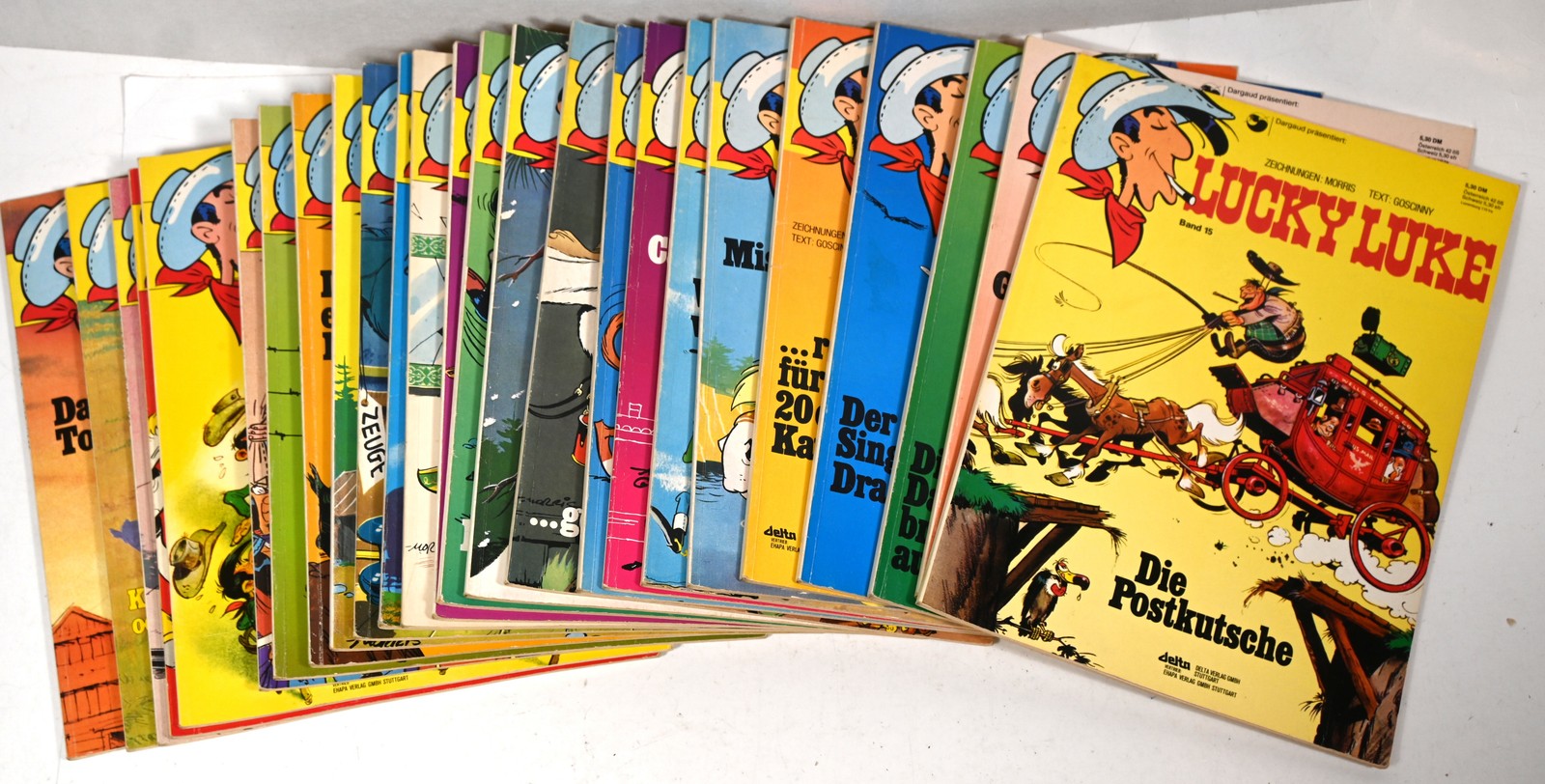 LOT 27 VINTAGE LUCKY LUKE COMICS Comic Books in German c1982 #15-29 and 31-42