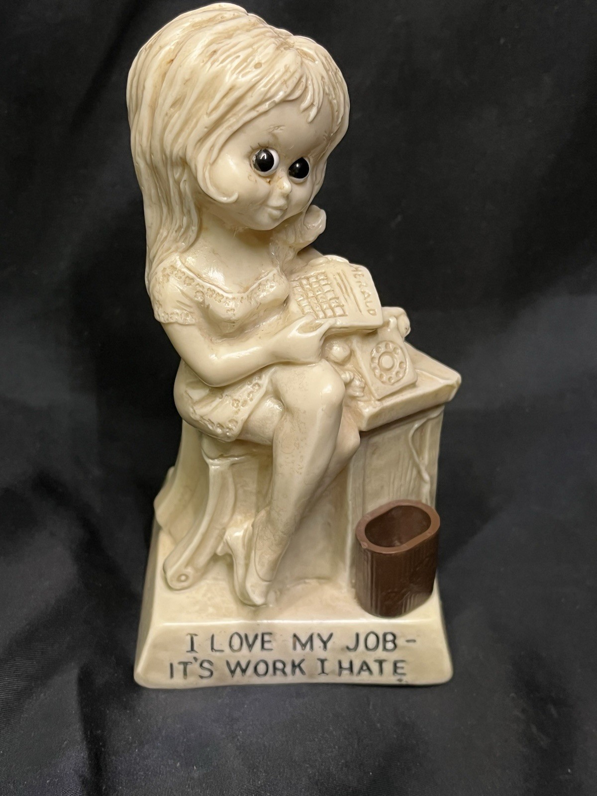 R&W Russ Berries 1972 I Love My Job- It\'s Work I Hate Figurine Vintage