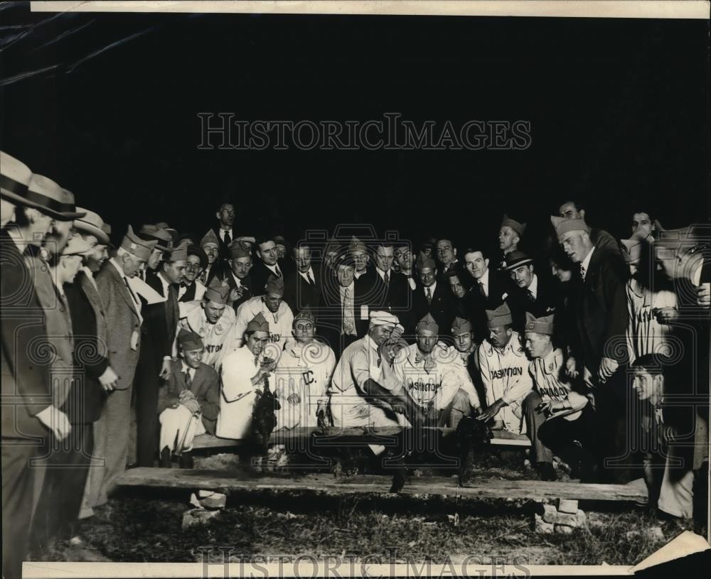 1925 Press Photo Crowd - nex40459