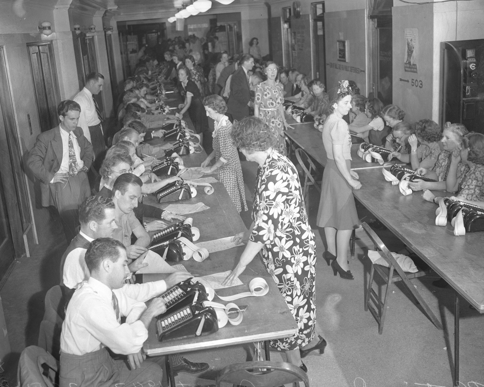 1942 Los Angeles California Primary Election Vote Counting 8x10 Photo Print