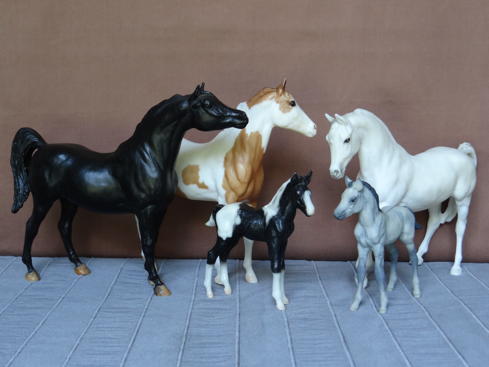 Classic Mixed Vintage Breyer Horse Herd - Two Mares, Two Foals, and One Stallion