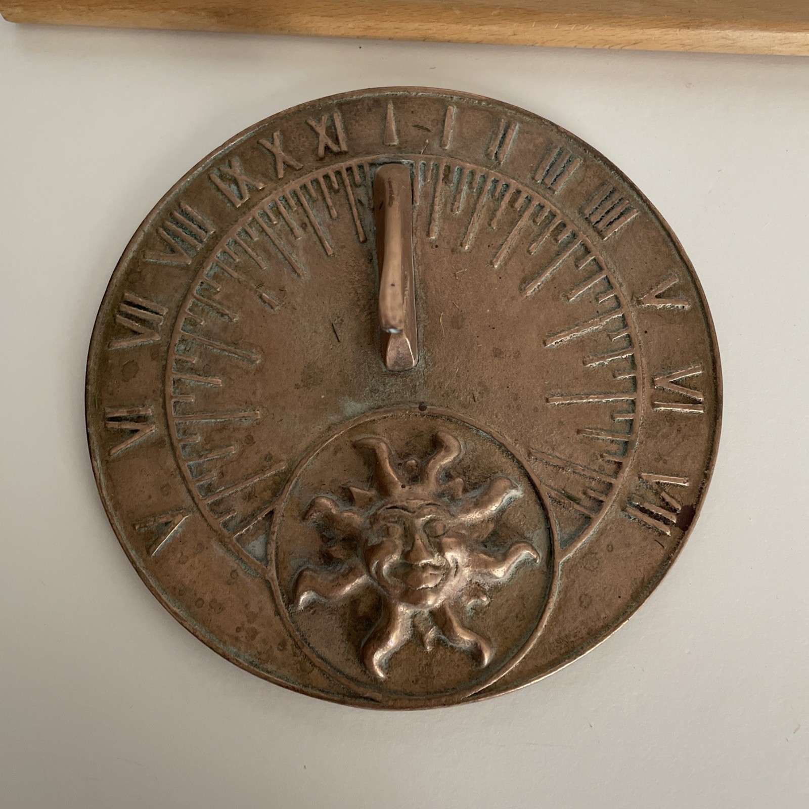 Vintage Brass Sundial Sun Face Roman Numeral Garden Decor Patina 7 7/8 INCH