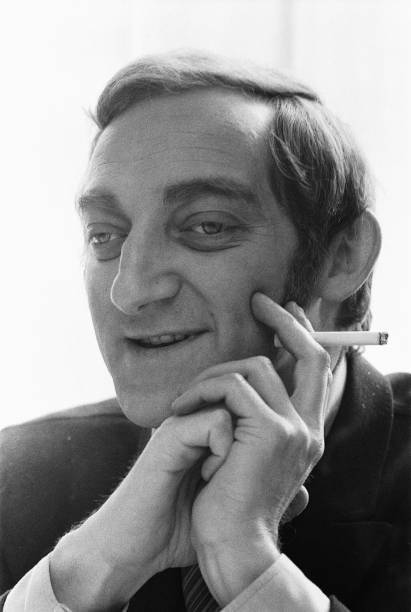 Zany comedian Marty Feldman seen here at lunch during a break- 1967 Old Photo 3