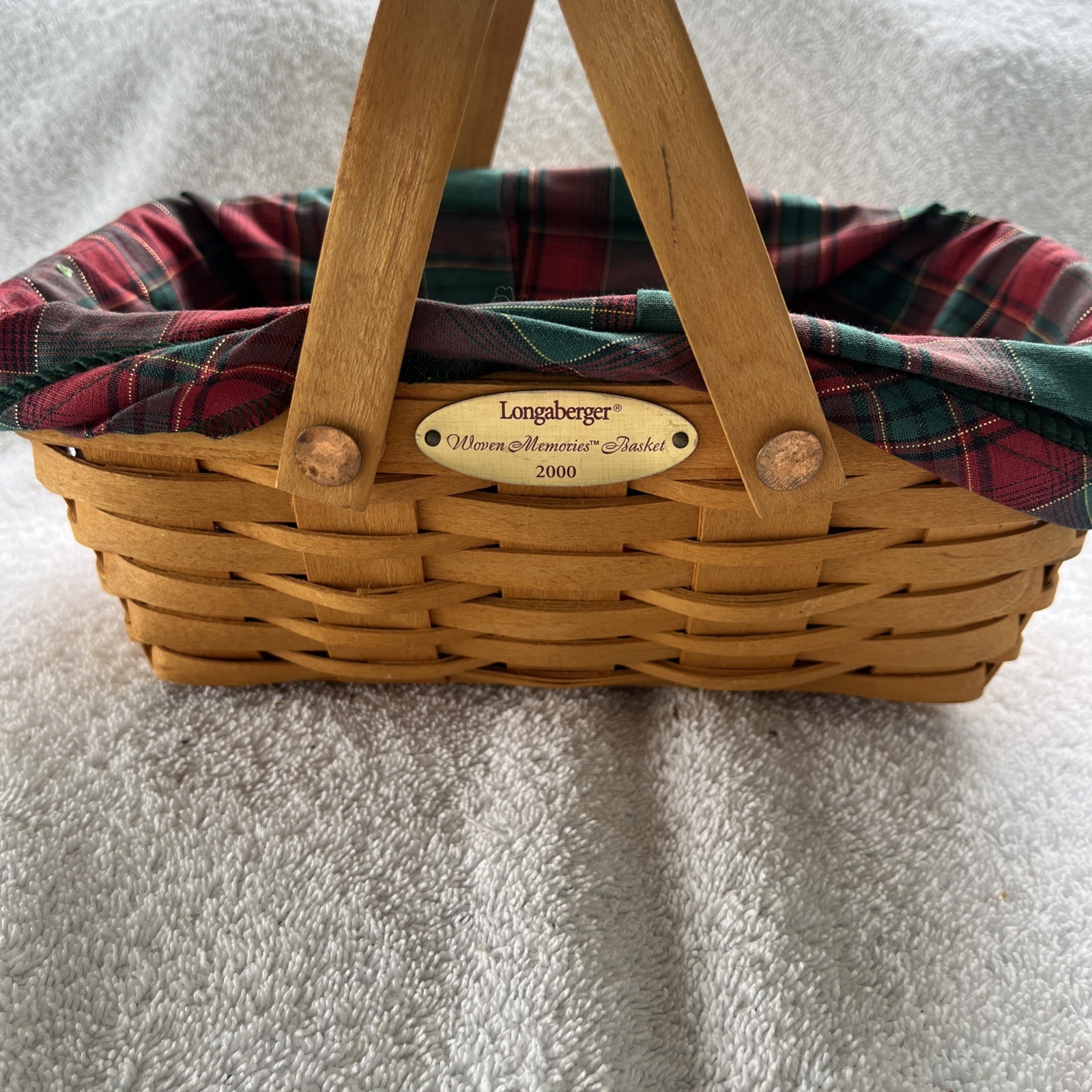 Longaberger Woven Memories Basket 2000  Liner, Protector, Metal Charm 10x6x4  b6