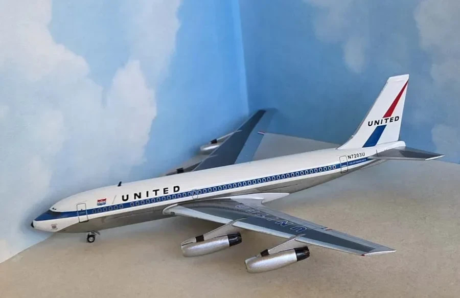 Aero Classics 1:200 Boeing 720 United Airlines N7203U Mainliner