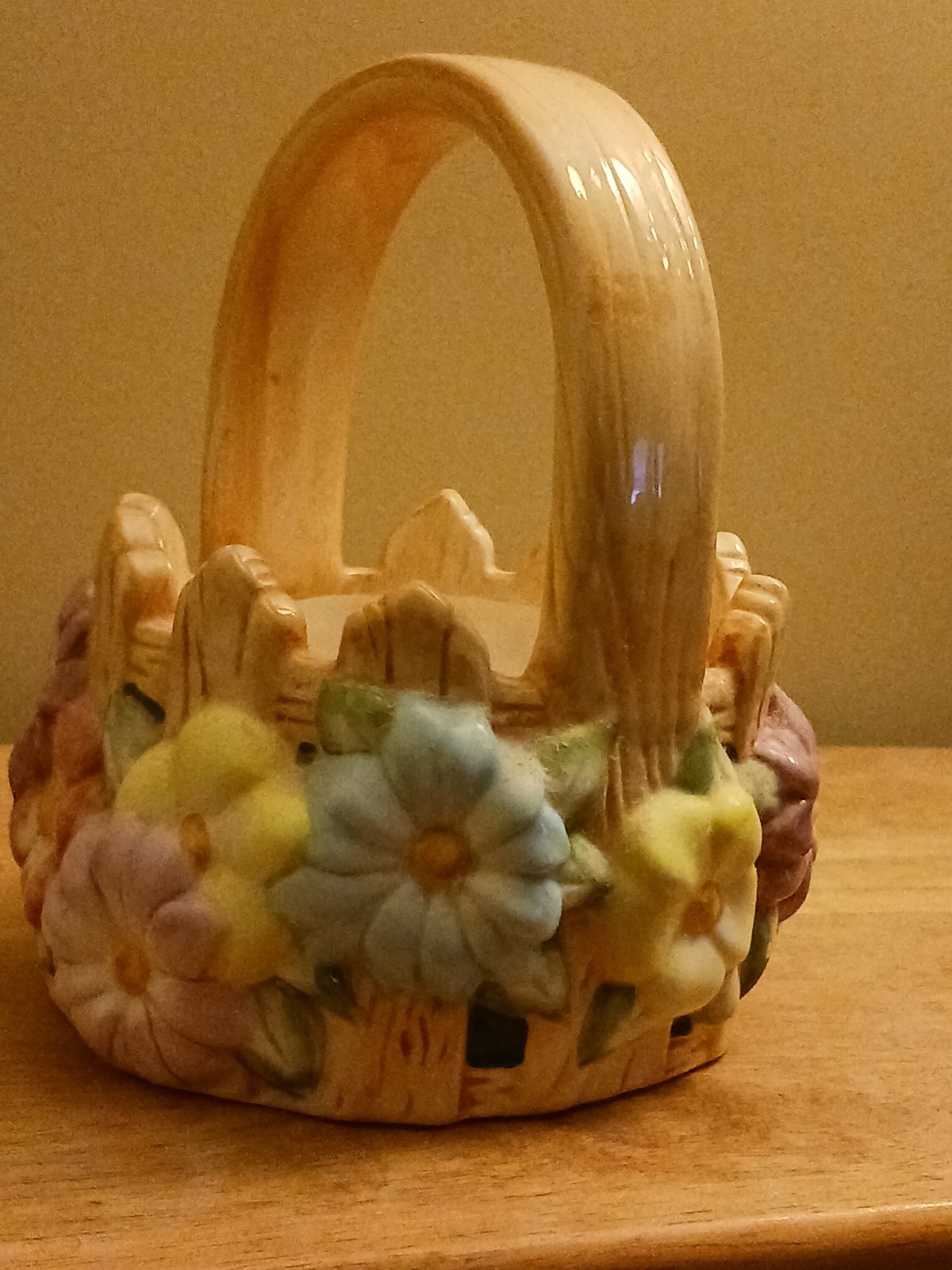 Ceramic Basket Planter Easter Spring Picket Fence Multicolor Spring Flowers 