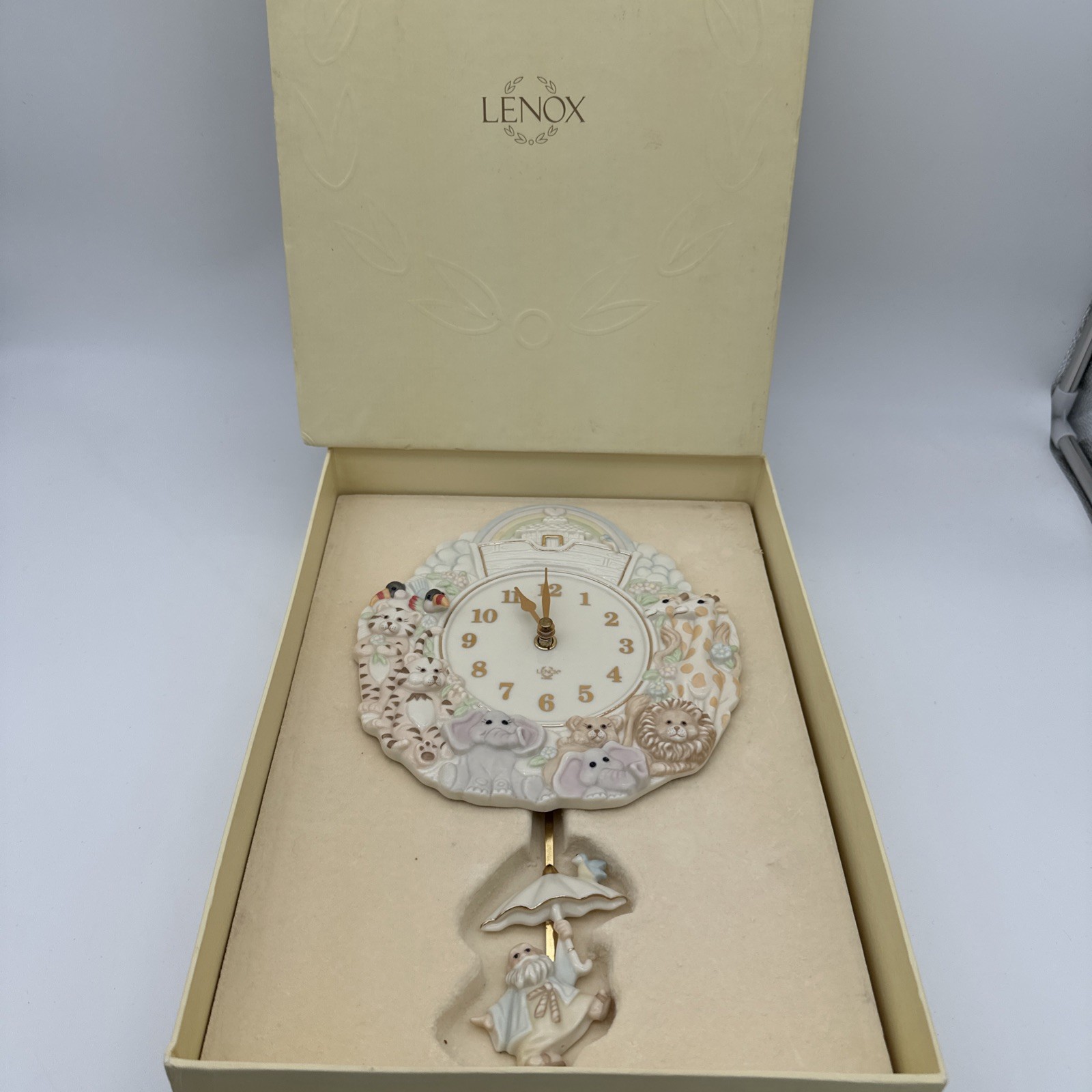 Lenox Fine Porcelain Noah\'s Ark Nursery Pendulum Wall Clock 1999 NOS