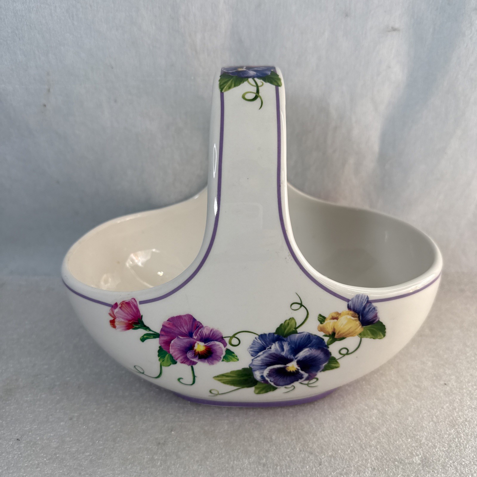 TELEFLORA White Porcelain 9\