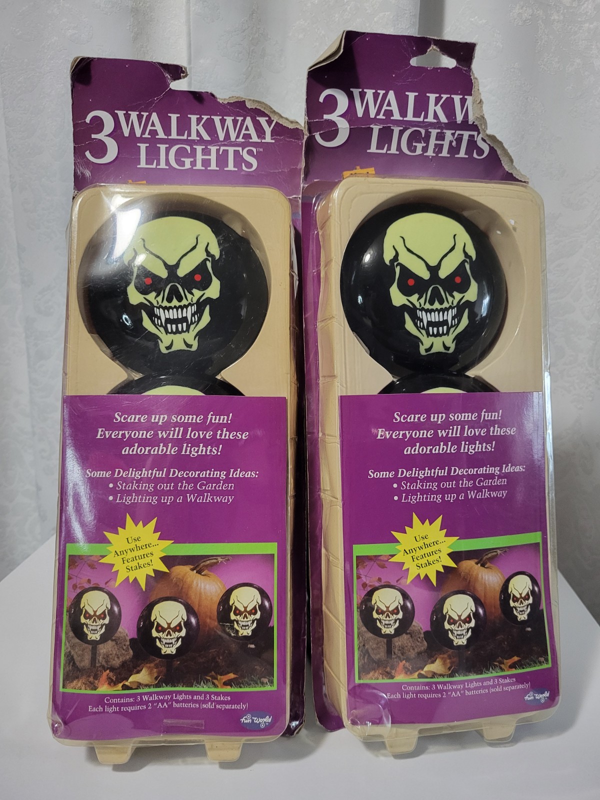 Easter Unlimited Halloween Skull Light Up Display 2 Pack Of 3 VTG 