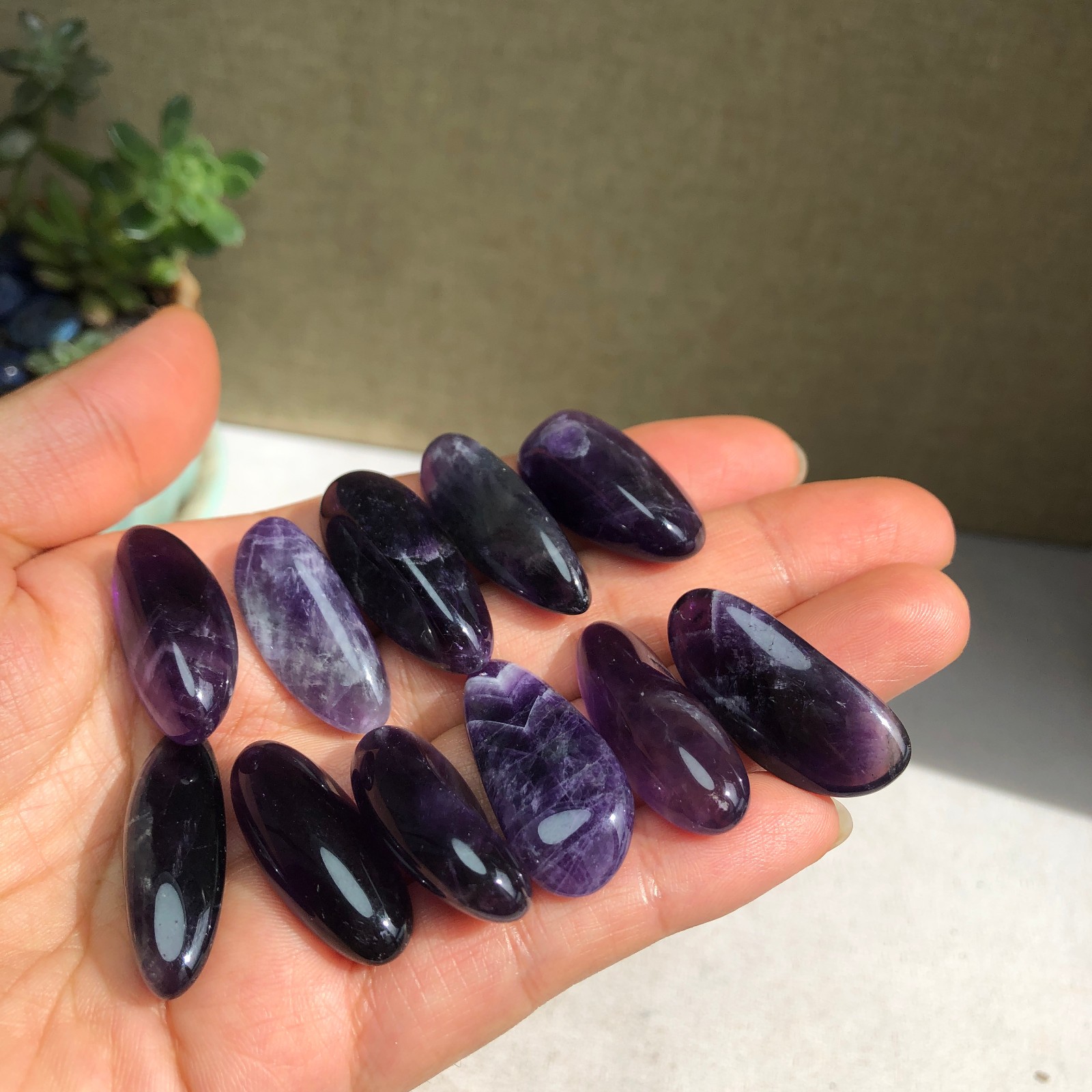 11pcs Natural Dream Amethyst semi-precious purple Crystal specimens 62g A6012