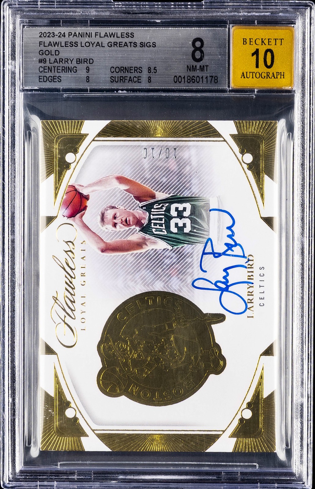 2023-24 PANINI FLAWLESS LOYAL GREATS SIG. GOLD #9 LARRY BIRD BGS 8