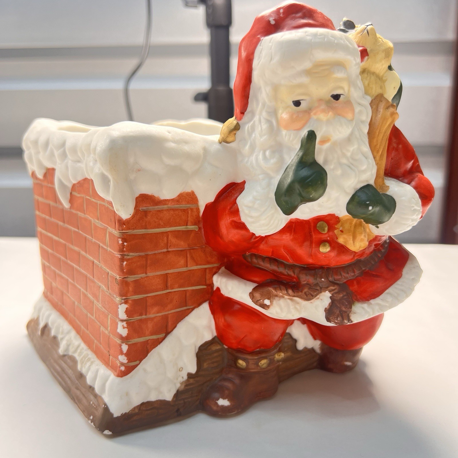 Vintage 1995 Harbert Industries Santa Chimney Ceramic Planter Christmas 6”