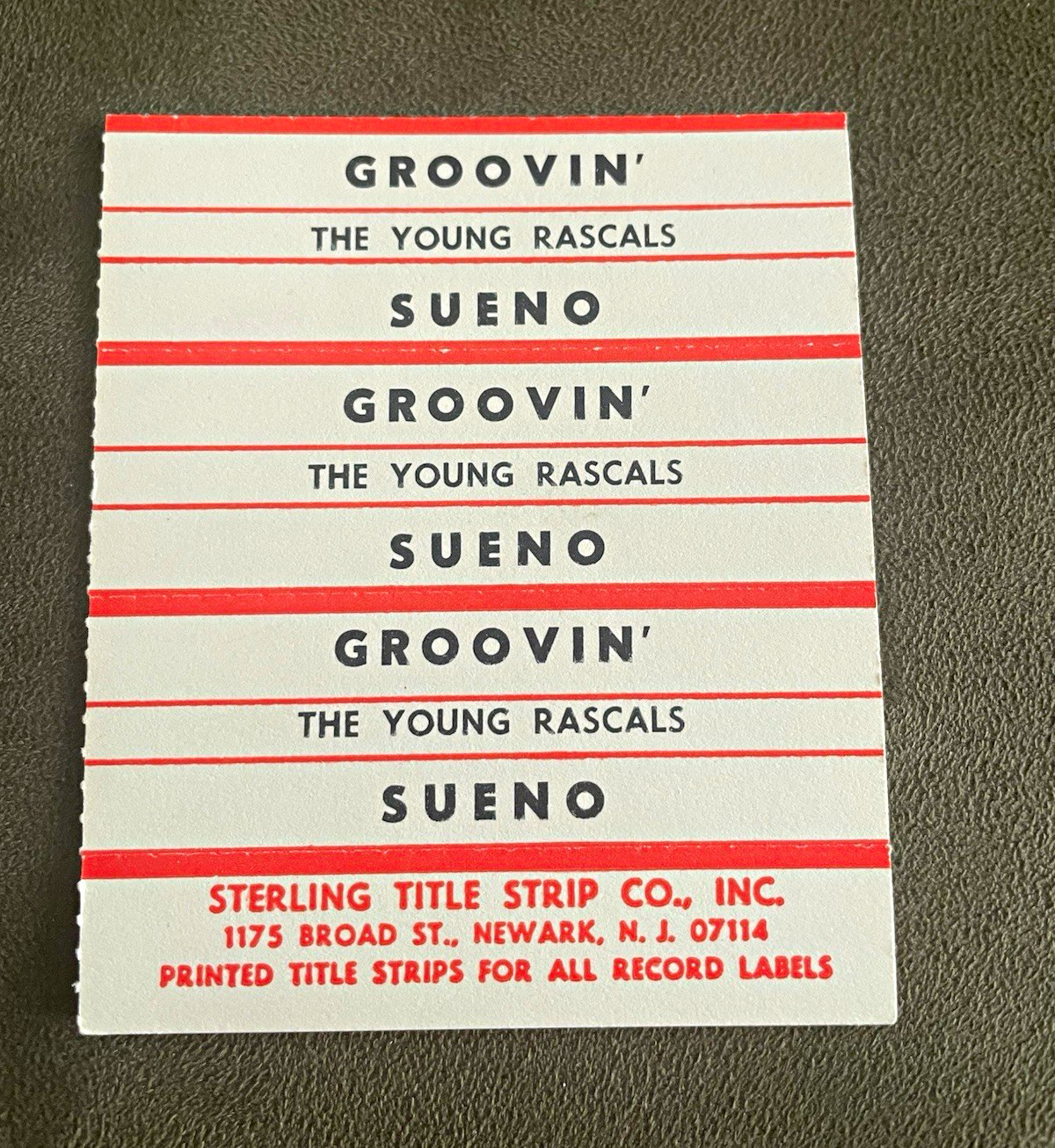 The Young Rascals - Groovin/Sueno   3 Jukebox Title Strips