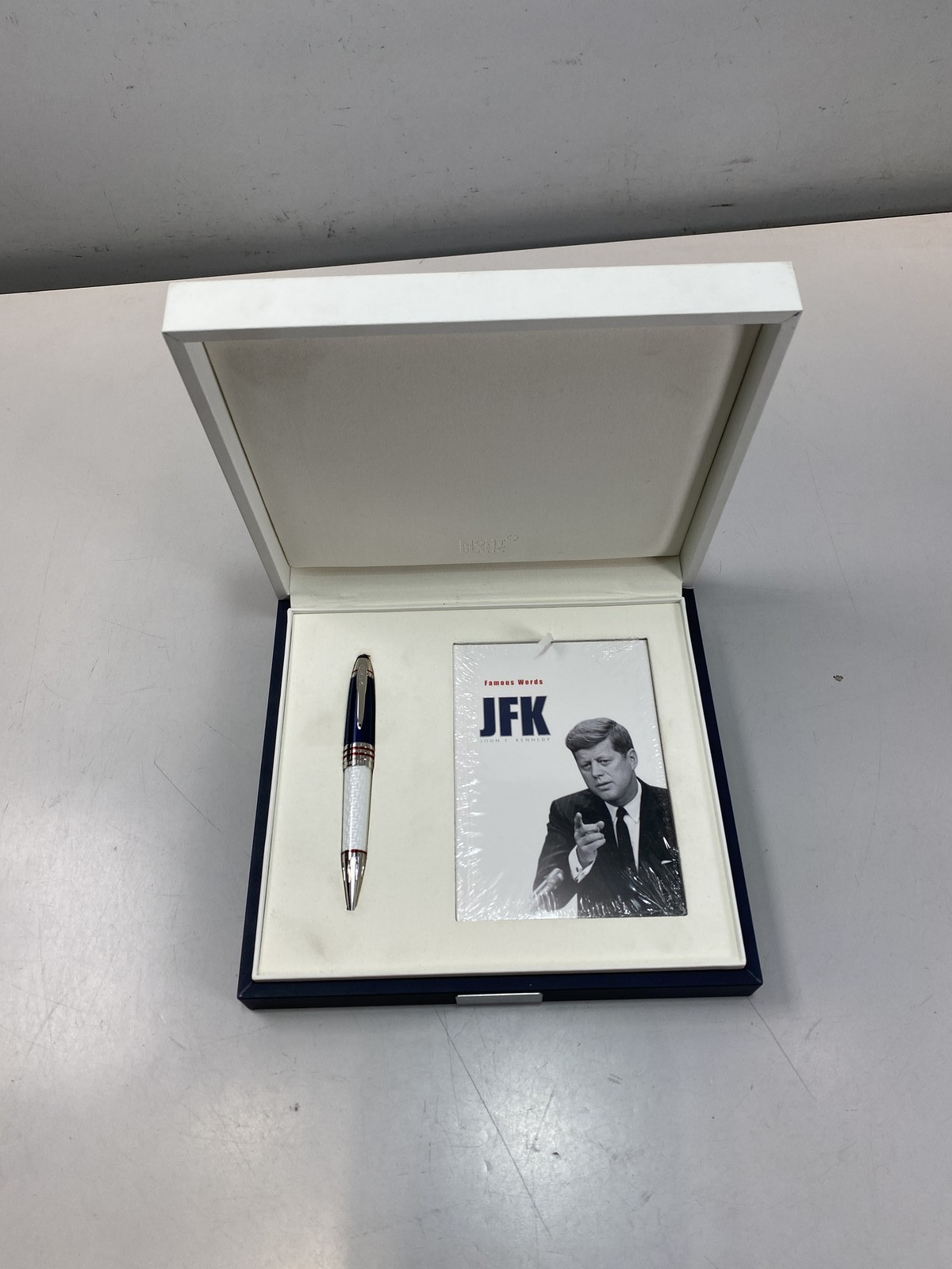 Montblanc Great Characters John F. Kennedy 1917 Ballpoint Pen 0488/1917