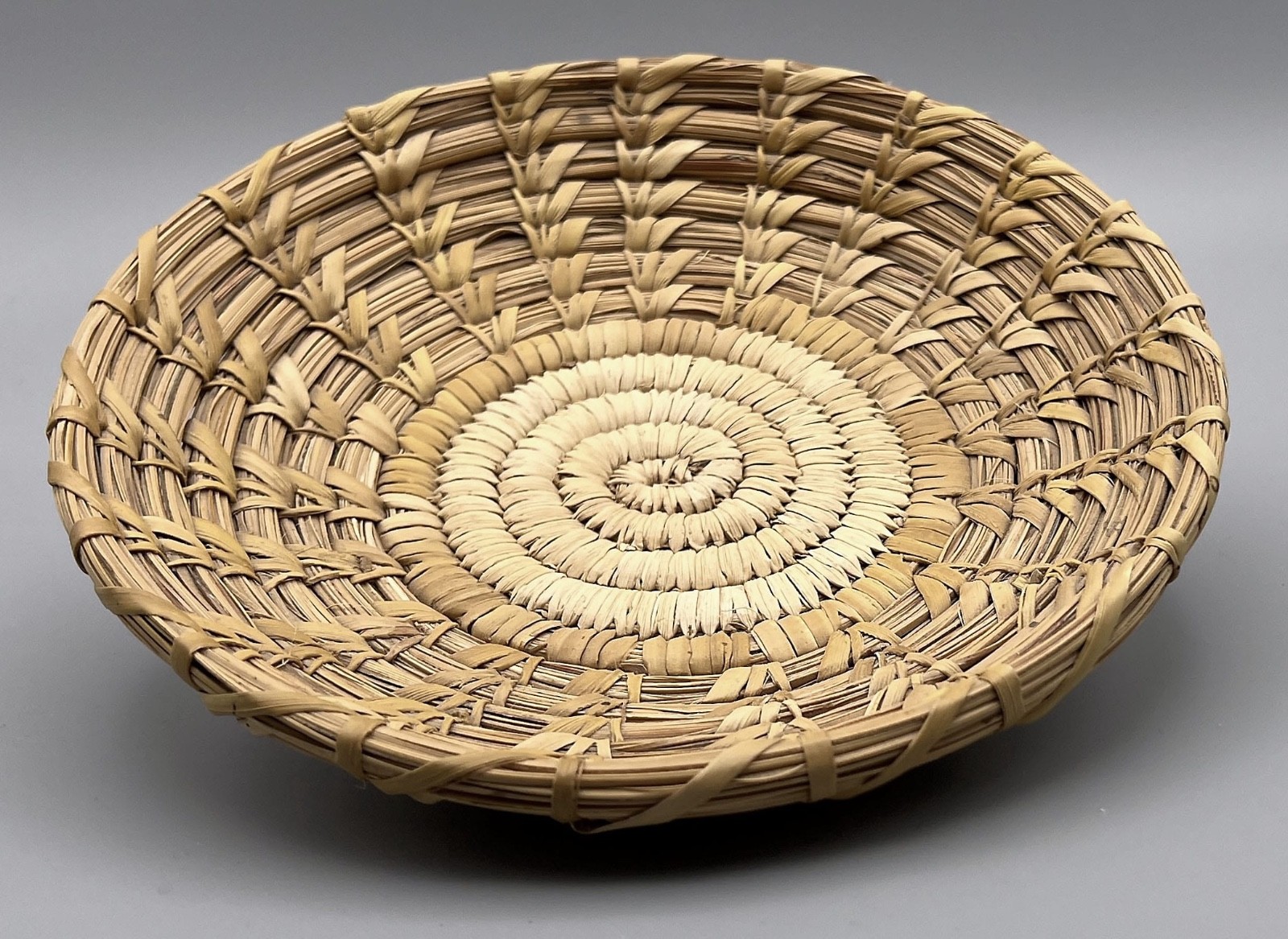Vintage Pima Native American Coiled Basket 7.5