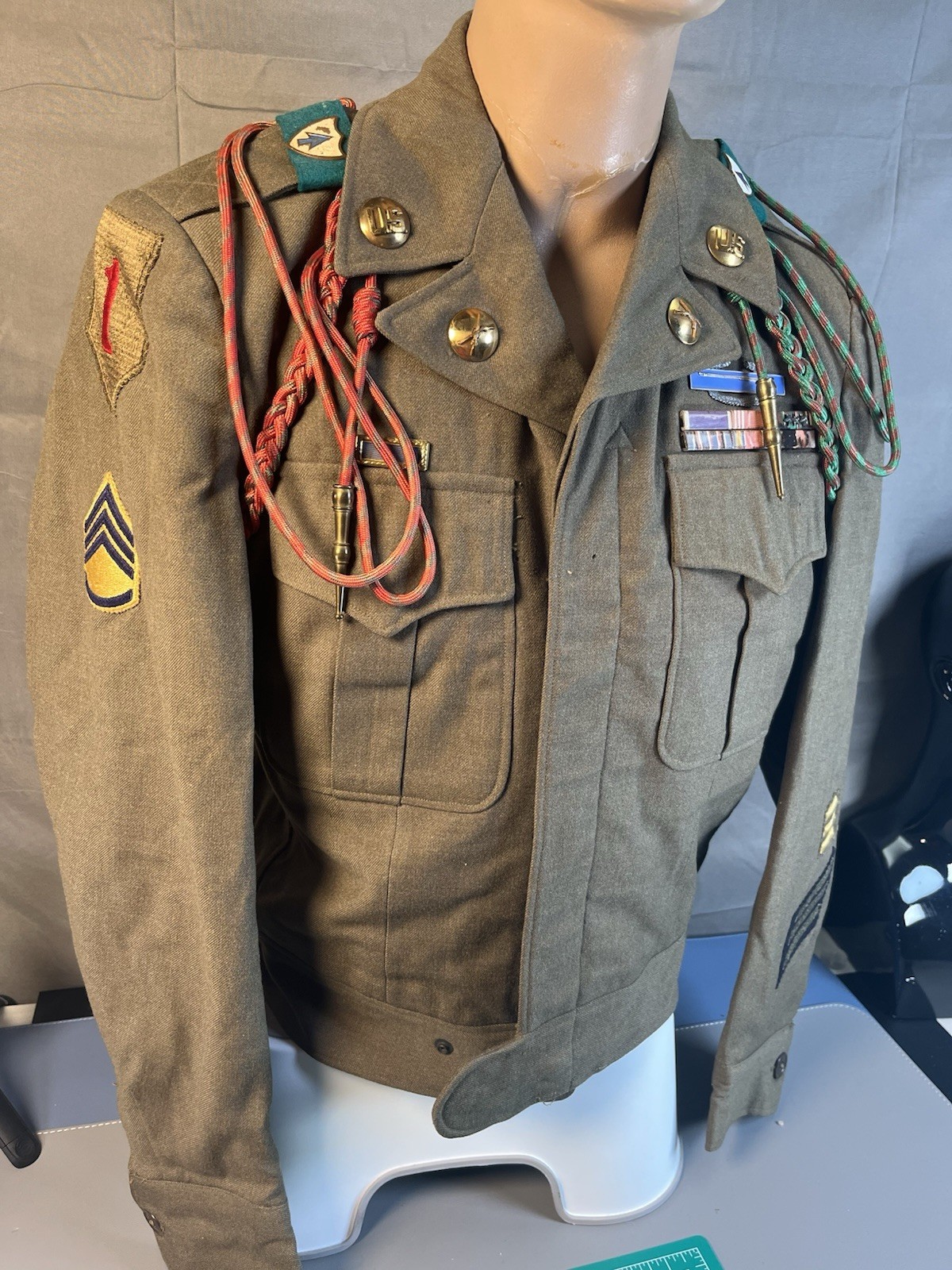 WWII Veterans Post War 1st Infantry Division Ike Jacket CIB Insignia Etc