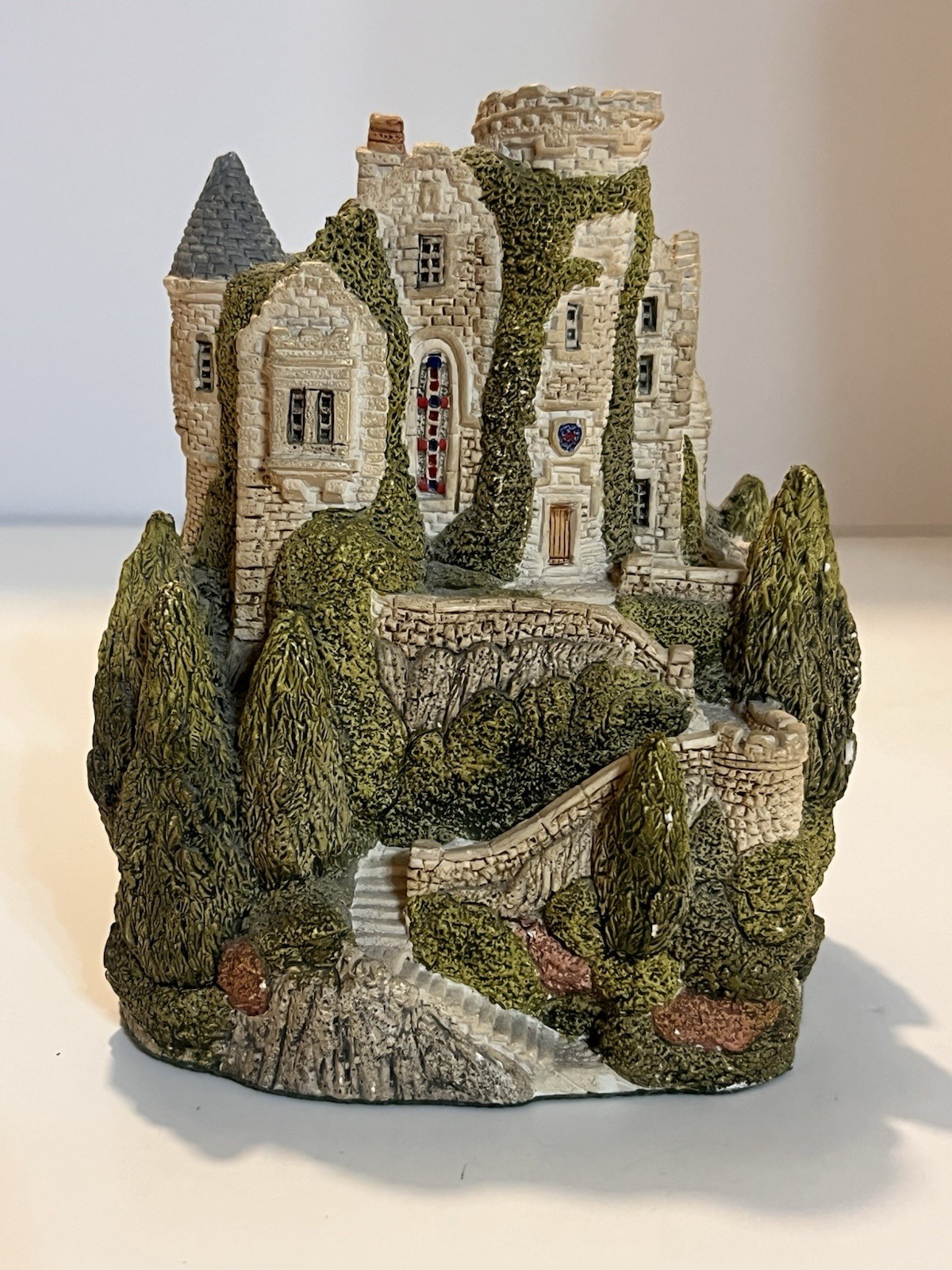 Fraser Creations Highland House Handmade Ceramic Scottish Figurine Village Piece
