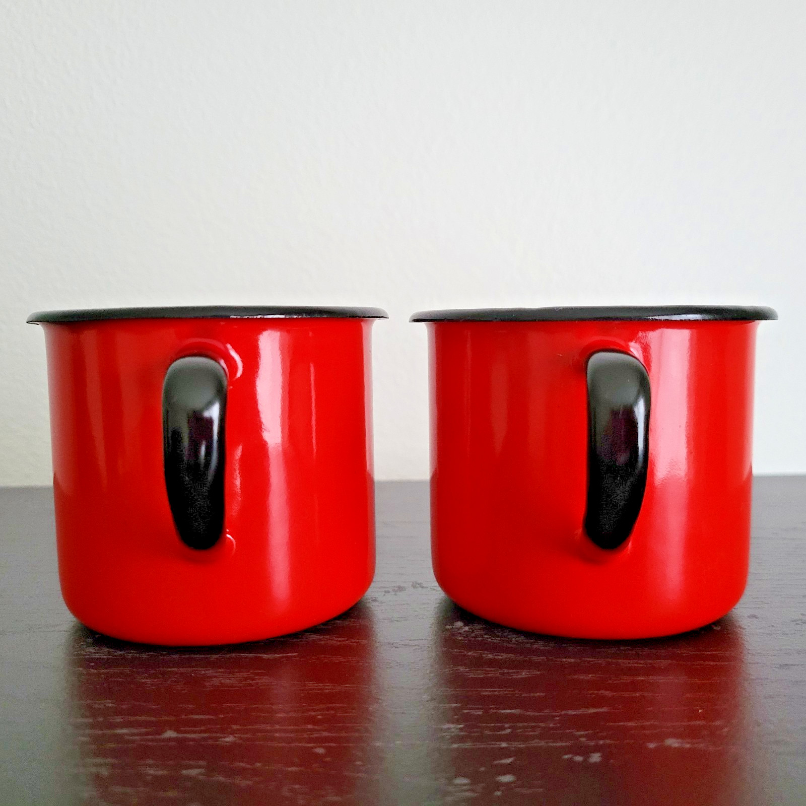 Vtg Red Enamelware Mugs Set of 2 Black Trim Huta Silesia Poland Rustic Camping Vtg Red Enamelware Mugs Set of 2 Black Trim Huta Silesia Poland Rustic Camping