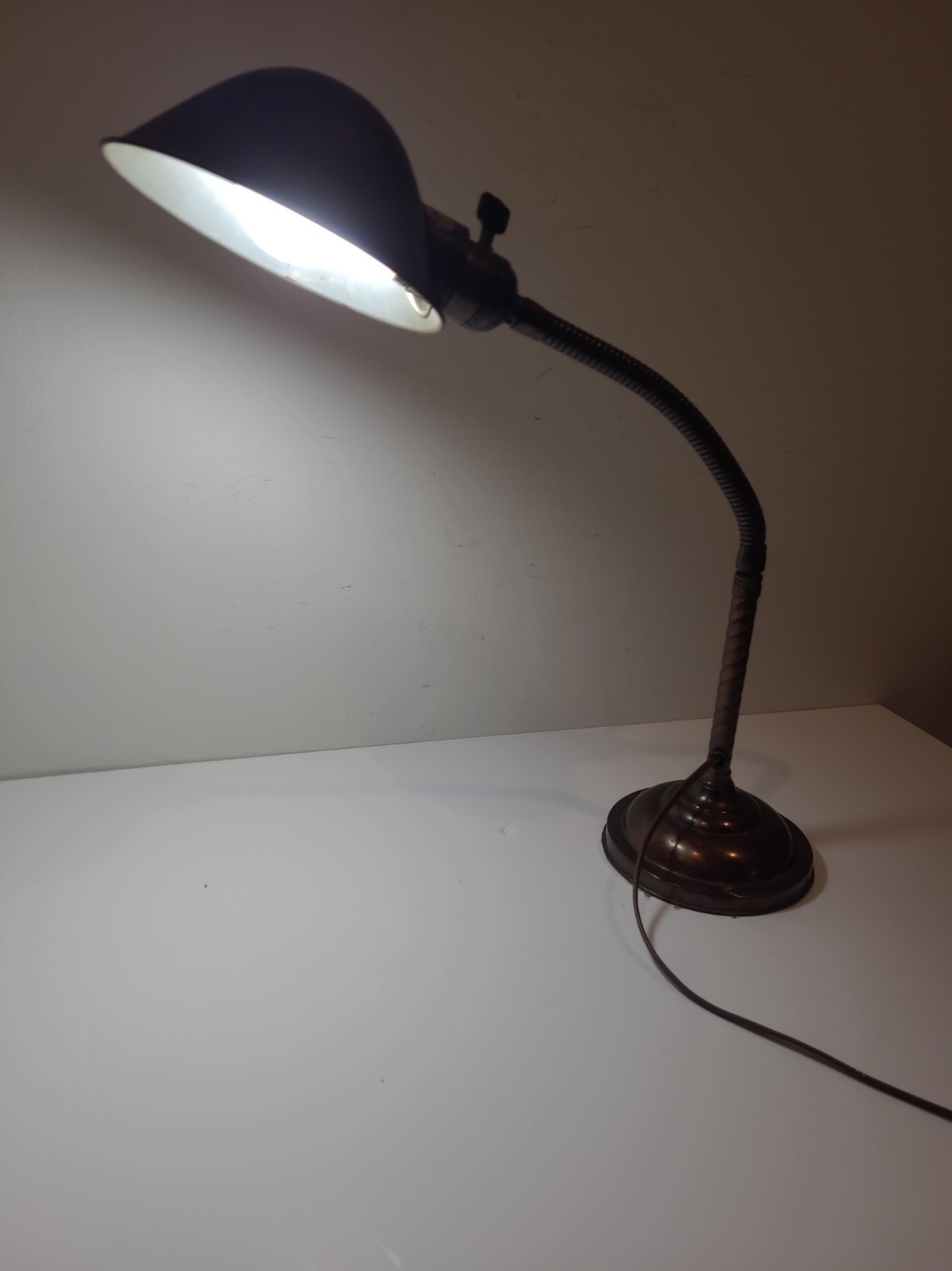Vintage Antique Faries  Brass/Copper Gooseneck Desk Lamp Cast Iron Reading Lamp