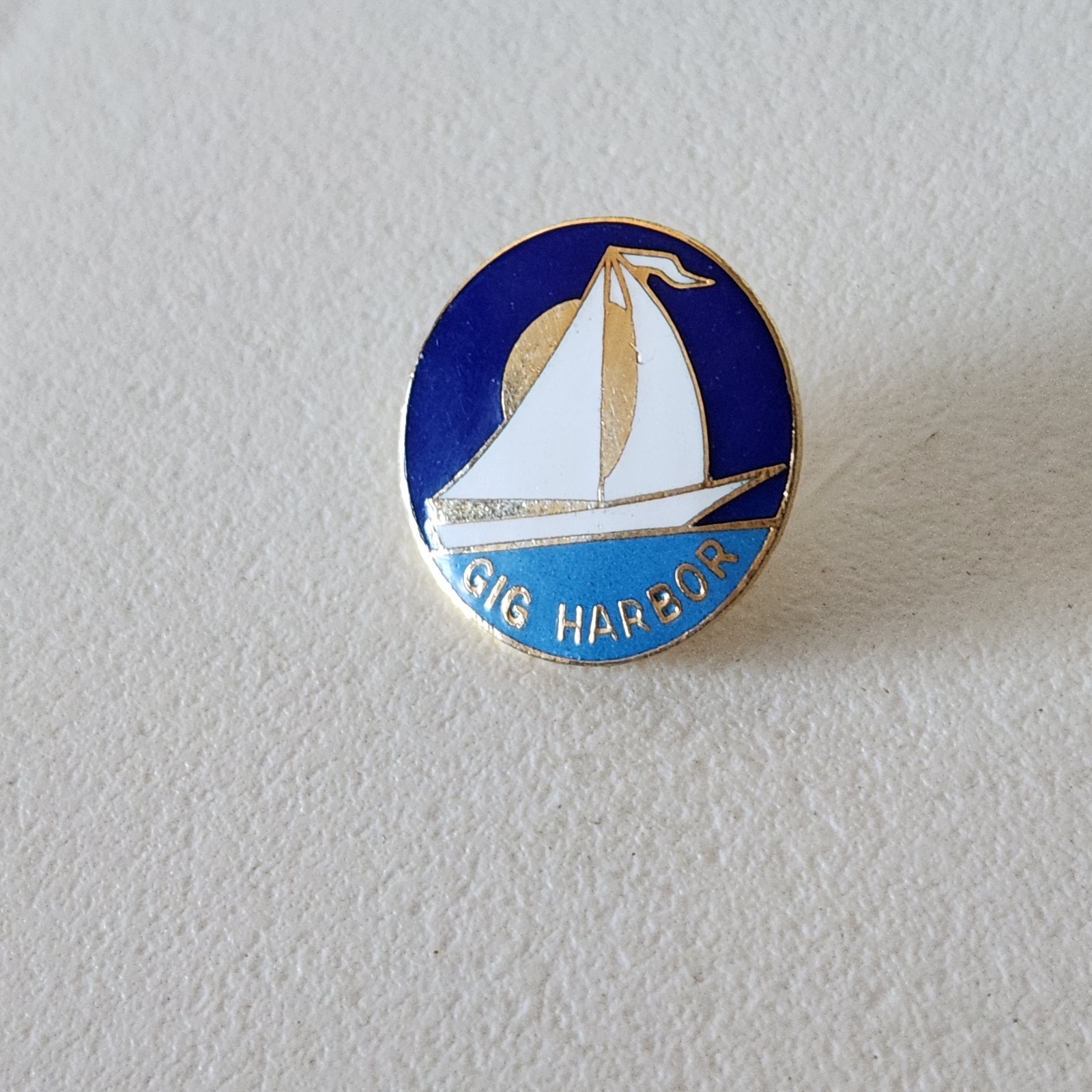 Gig Harbor Washington Sailboat Sloop Enamel Lapel Pin, Ocean Sunset