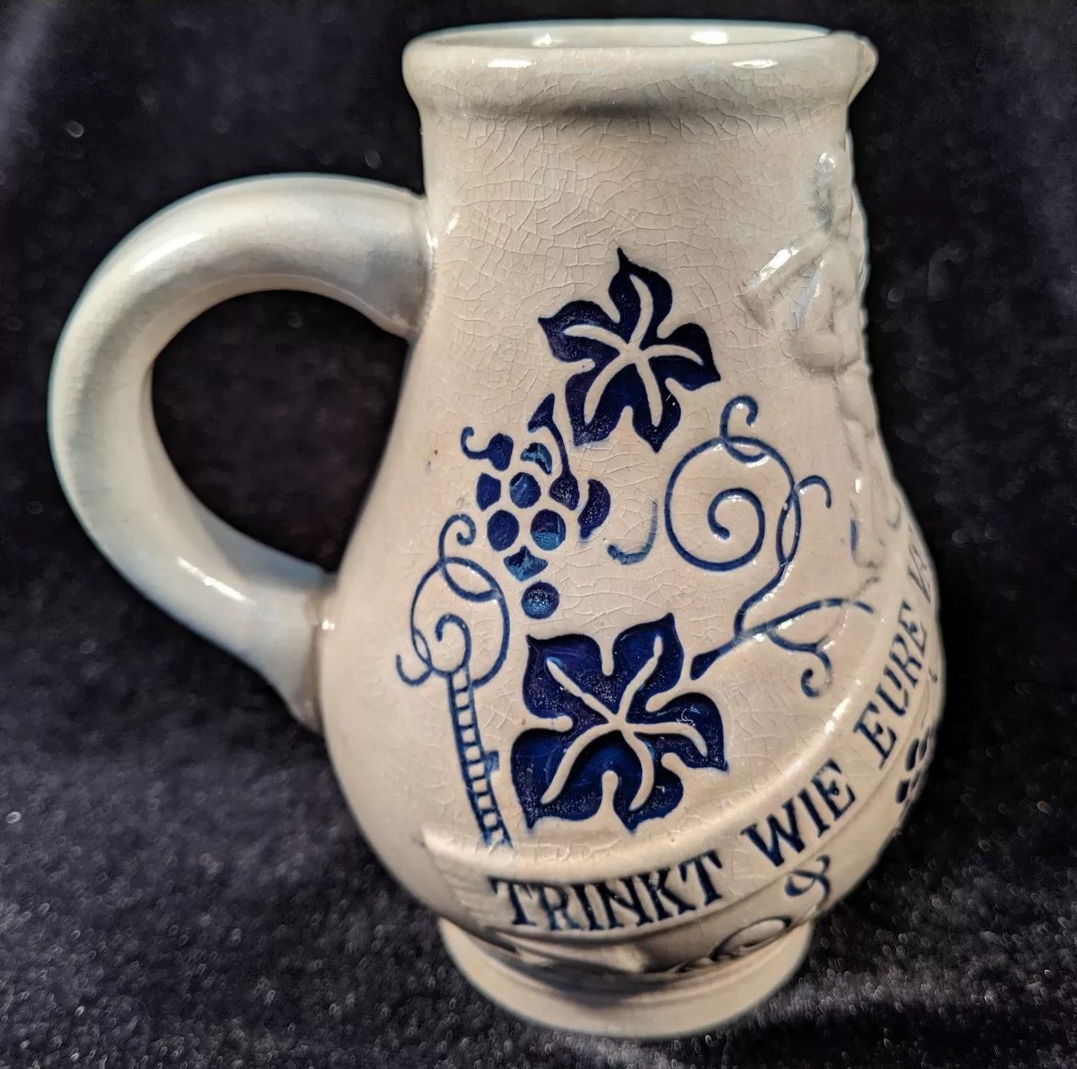 German Creamer Pitcher Trinkt Wie Eure Vater Aus Stein Den Wein Stoneware Cobalt