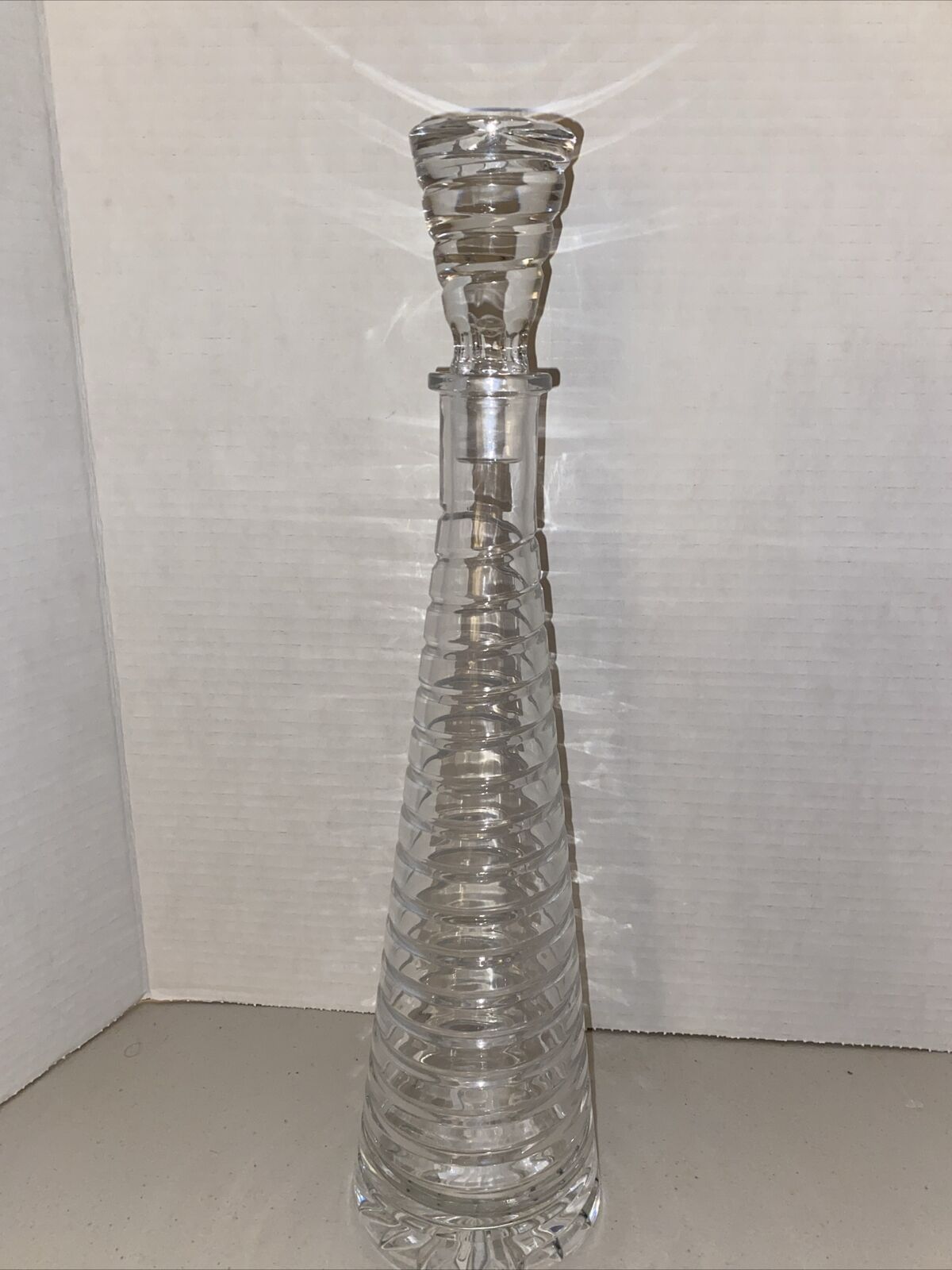BLOCK SPIRAL CRYSTAL DECANTER WITH STOPPER 16\