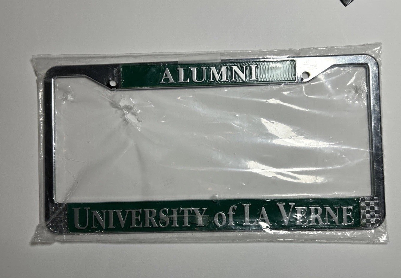 ALUMNI UNIVERSITY OF LA VERNE CA.  METAL LICENCE PLATE FRAME