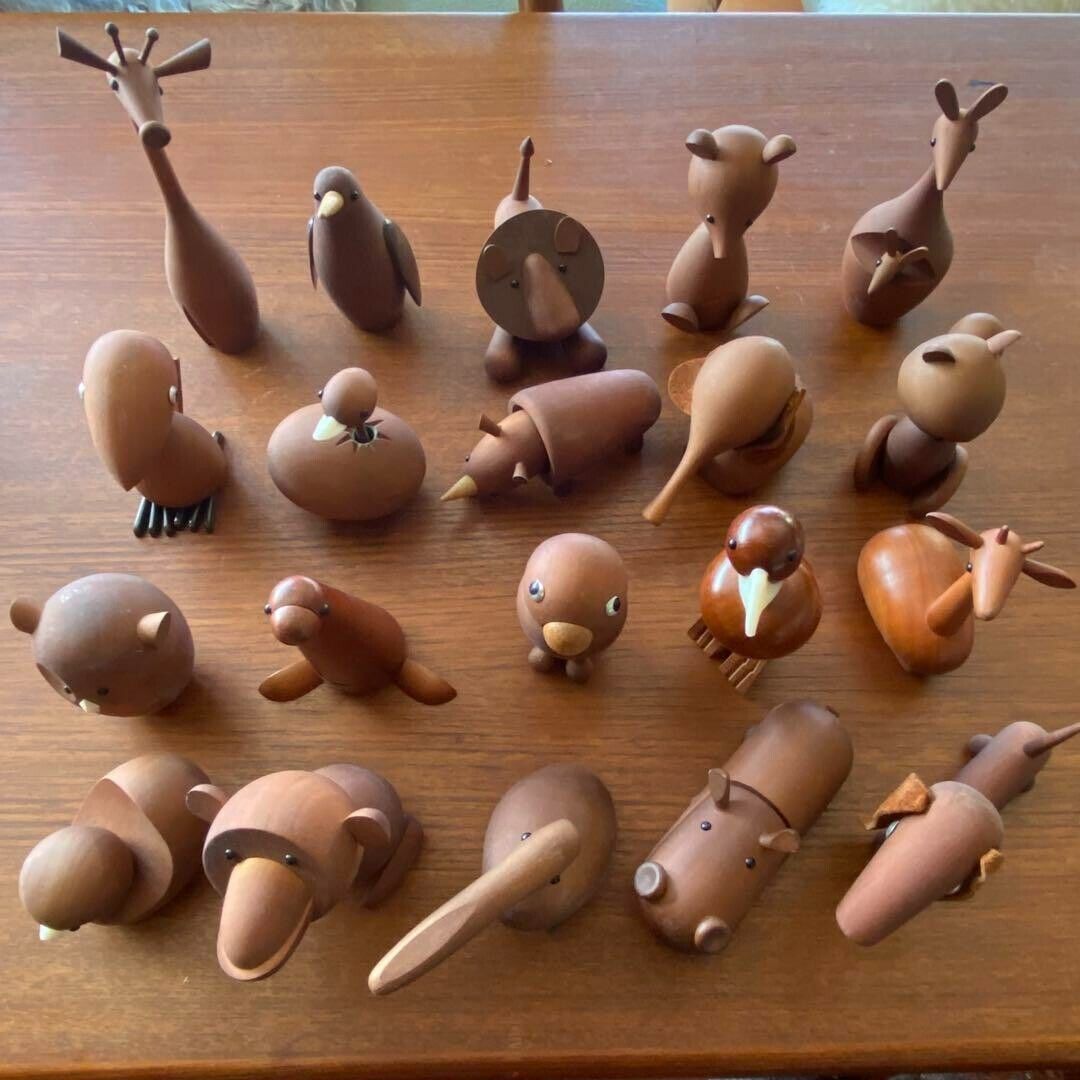 Senshukai Royal Pets Complete Set of 20 Wooden Animals Scandinavian Goods Toys