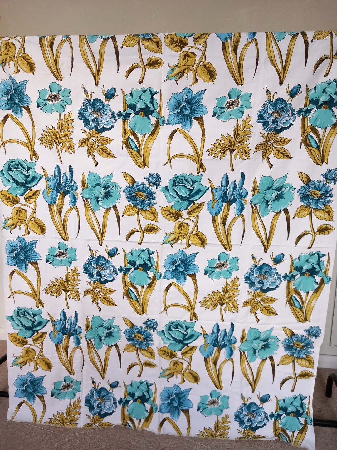 Vintage Floral Cotton Length Large Blue Blooms 150x122cm