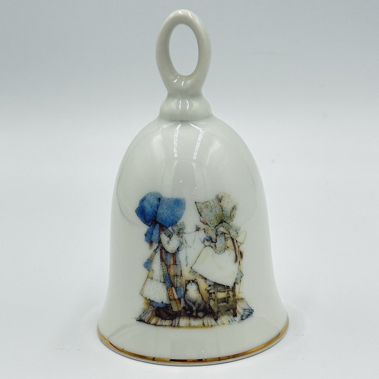 Vintage 1981 Holly Hobbie Porcelain Bell Prairie Style Blue Bonnet Made in Japan