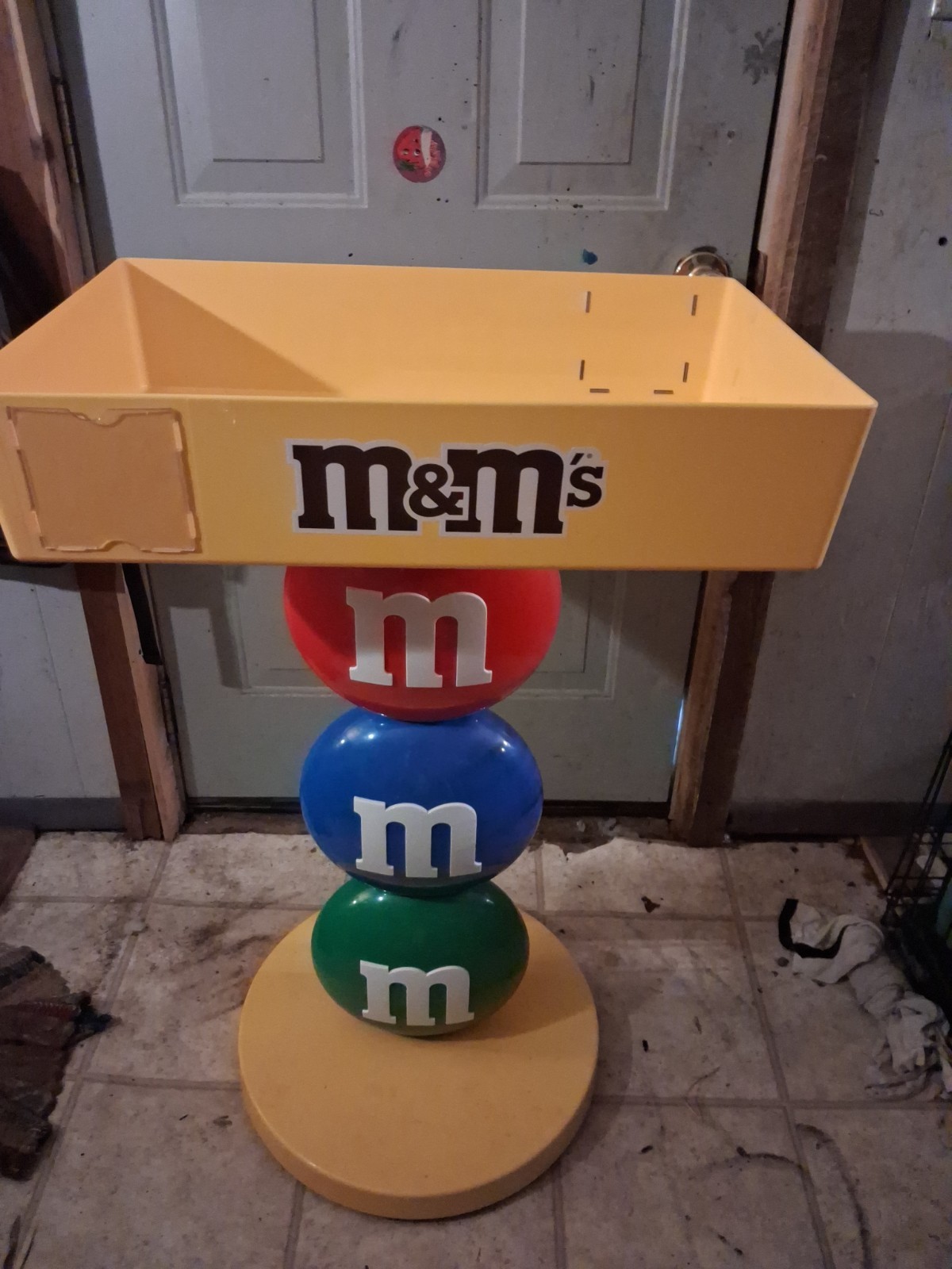 M&Ms Roll Around Cart Display M&Ms Roll Around Cart Display